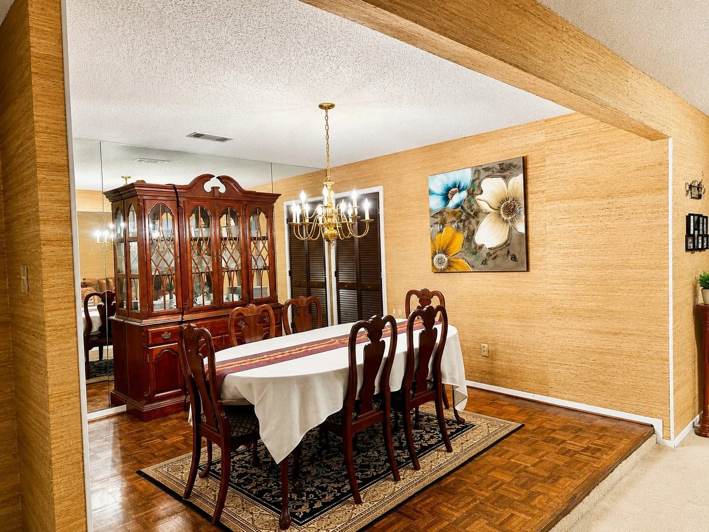 Formal Dining