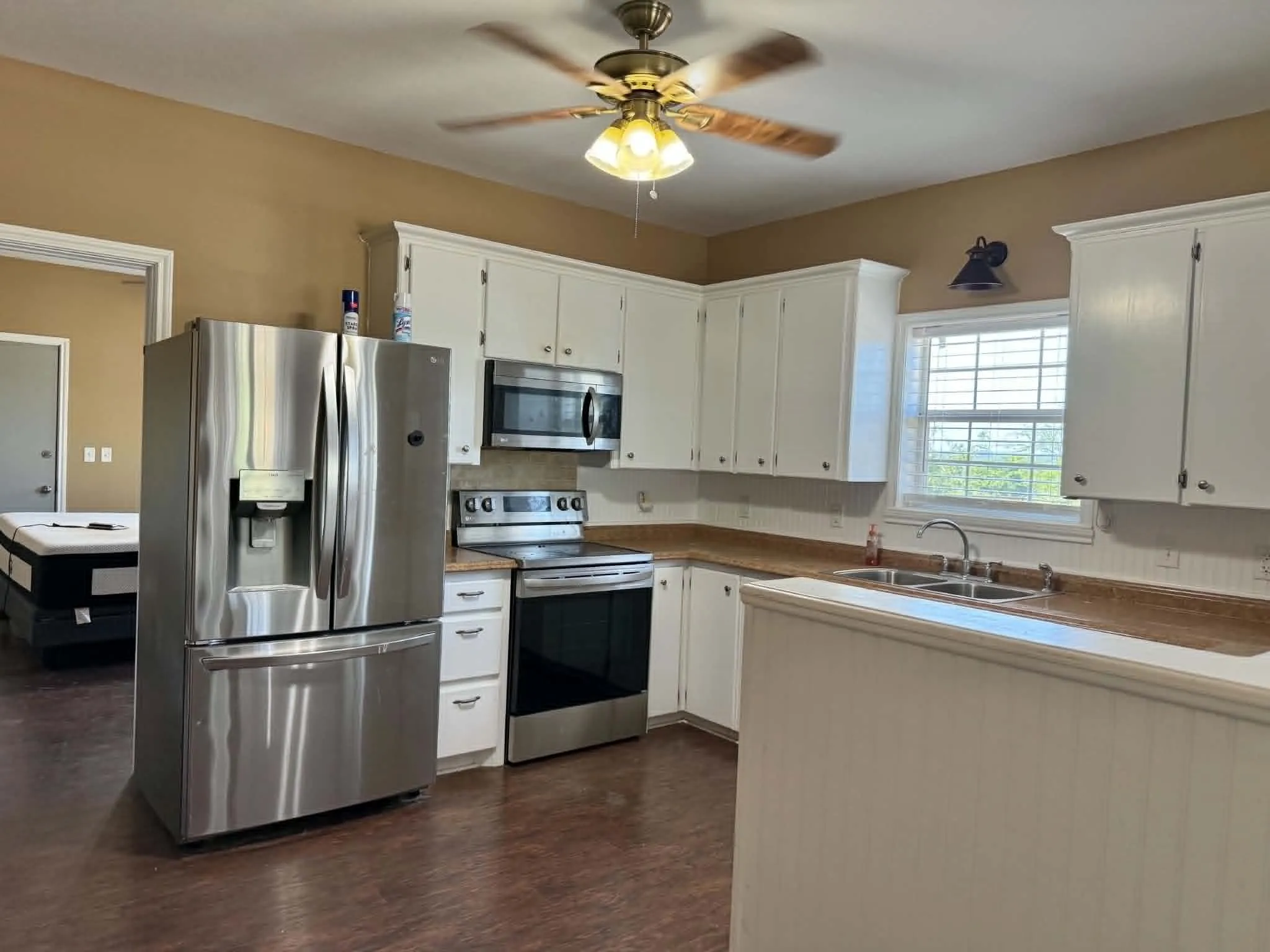 Single Family Residence For Sale in Comanche County , 203 Avenue C, Gustine, Texas 76455, 2 Bedroom, 1 Bathroom, Garage spaces, 1,106 Sqft, built in 1945, mls#21360494, Real Estate Agent in Gustine, Homes For Sale in Comanche county, Homes For Sale in Gustine, Realtor in Gustine Texas, Real Estate Brokerage Independent Realty Texas, Luminita Cordes Realtor