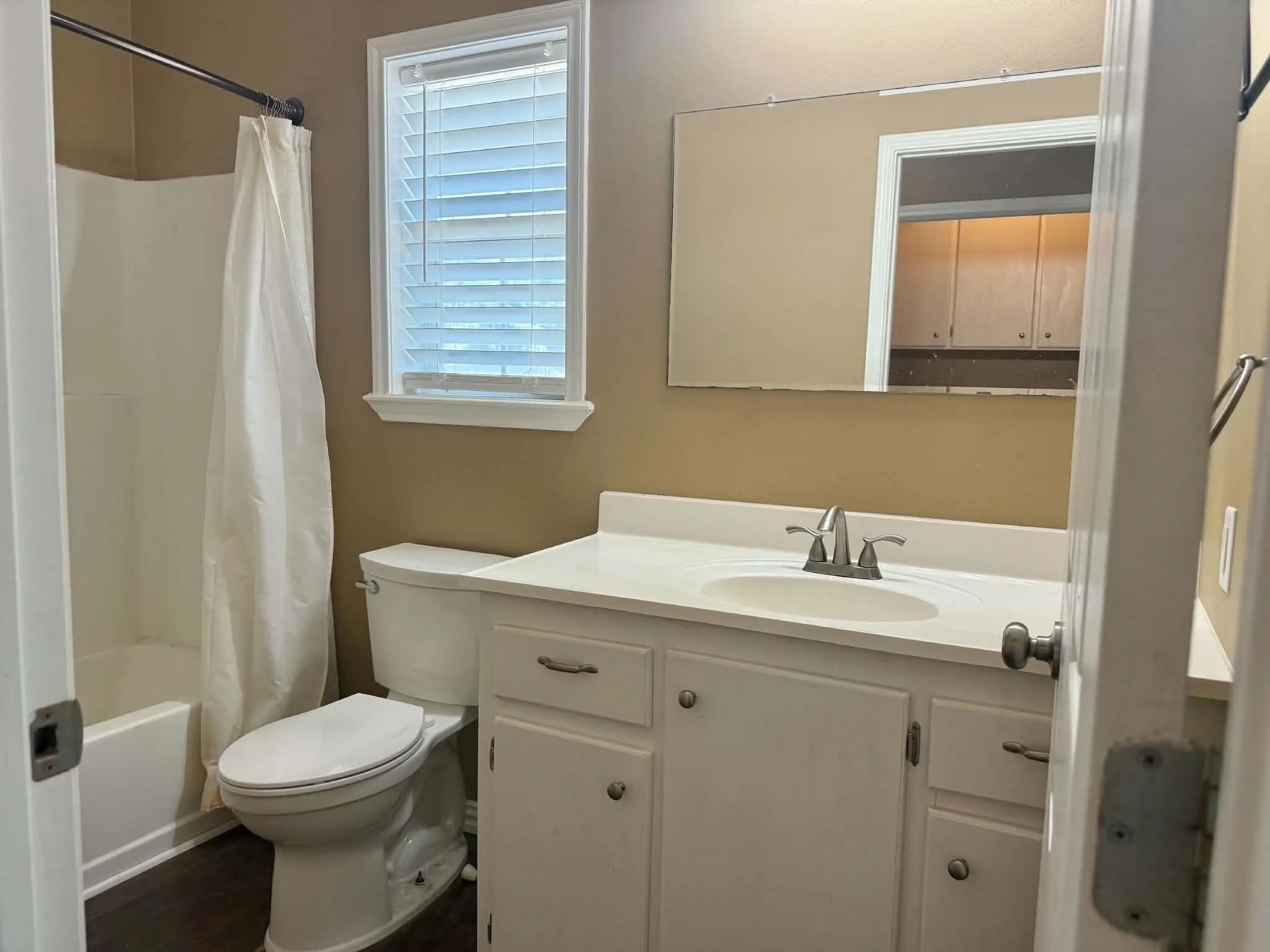 Single Family Residence For Sale in Comanche County , 203 Avenue C, Gustine, Texas 76455, 2 Bedroom, 1 Bathroom, Garage spaces, 1,106 Sqft, built in 1945, mls#21360494, Real Estate Agent in Gustine, Homes For Sale in Comanche county, Homes For Sale in Gustine, Realtor in Gustine Texas, Real Estate Brokerage Independent Realty Texas, Luminita Cordes Realtor