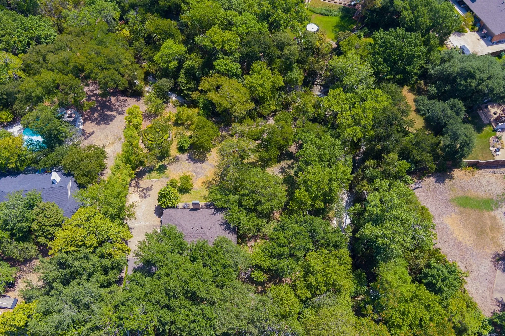 Single Family Residence For Sale in Dallas County , 13828 Hillcrest Road, Dallas, Texas 75240, 4 Bedroom, 3 Bathroom, 2 Garage spaces, 2,571 Sqft, built in 1961, mls#21359346, Real Estate Agent in Dallas, Homes For Sale in Dallas county, Homes For Sale in Dallas, Realtor in Dallas Texas, Real Estate Brokerage Independent Realty Texas, Luminita Cordes Realtor