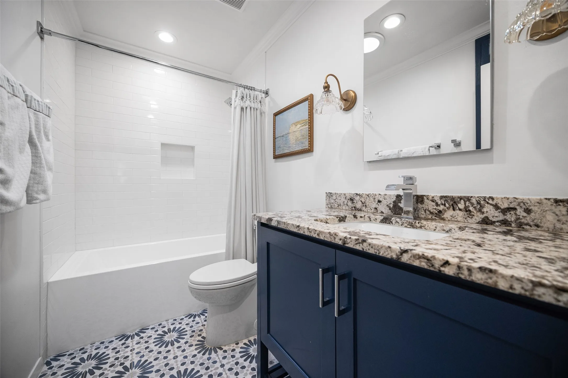 Single Family Residence For Sale in Dallas County , 6534 Winton Street, Dallas, Texas 75214, 3 Bedroom, 2 Bathroom, 2 Garage spaces, 1,892 Sqft, built in 1951, mls#21360208, Real Estate Agent in Dallas, Homes For Sale in Dallas county, Homes For Sale in Dallas, Realtor in Dallas Texas, Real Estate Brokerage Independent Realty Texas, Luminita Cordes Realtor