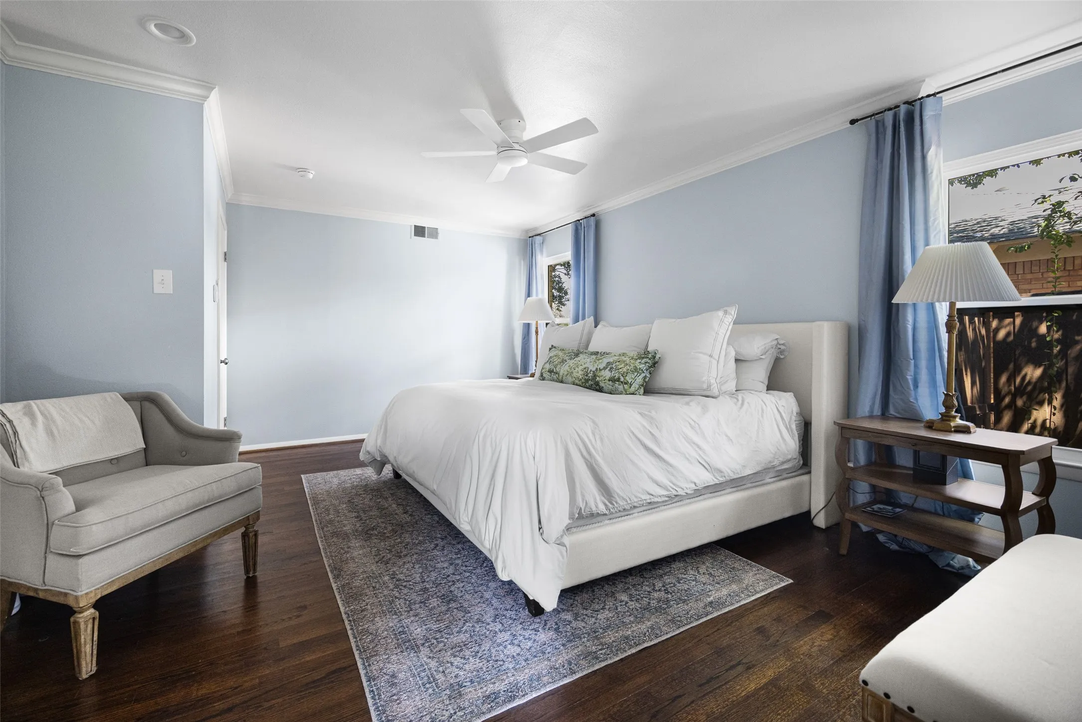 Single Family Residence For Sale in Dallas County , 6534 Winton Street, Dallas, Texas 75214, 3 Bedroom, 2 Bathroom, 2 Garage spaces, 1,892 Sqft, built in 1951, mls#21360208, Real Estate Agent in Dallas, Homes For Sale in Dallas county, Homes For Sale in Dallas, Realtor in Dallas Texas, Real Estate Brokerage Independent Realty Texas, Luminita Cordes Realtor