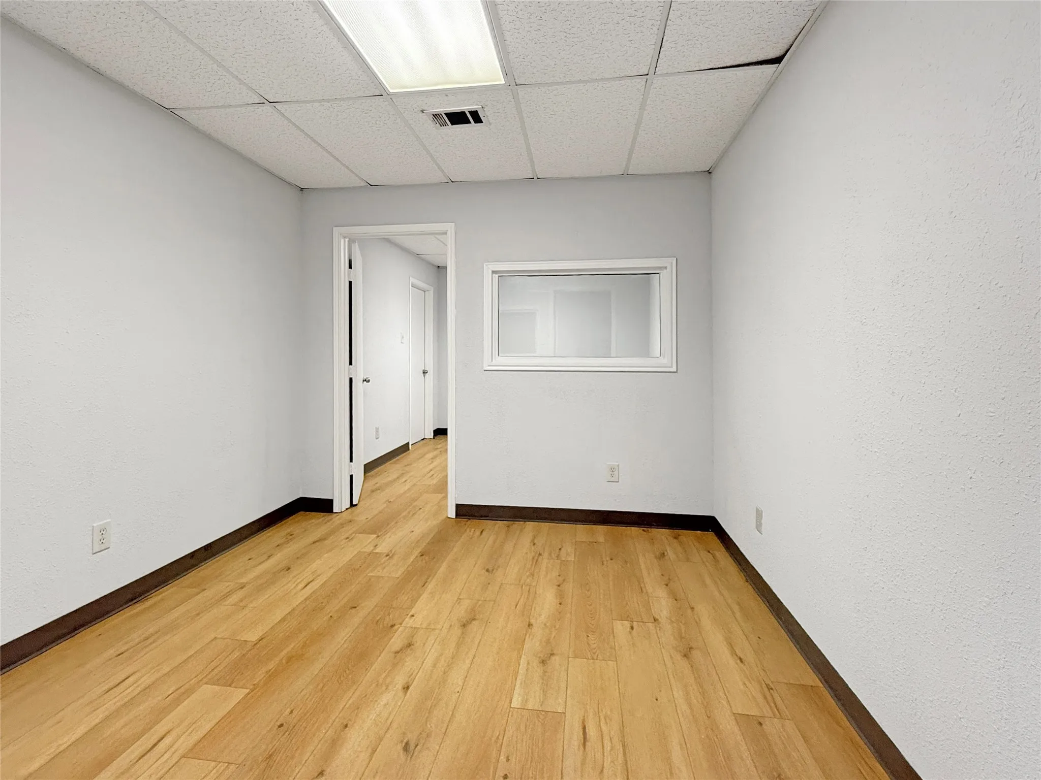Warehouse For Sale in Tarrant County , 1403 Oak Knoll Drive, Haltom City, Texas 76117, 0, 0, Garage spaces, 0 Sqft, built in 1965, mls#21360507, Real Estate Agent in Haltom City, Homes For Sale in Tarrant county, Homes For Sale in Haltom City, Realtor in Haltom City Texas, Real Estate Brokerage Independent Realty Texas, Luminita Cordes Realtor