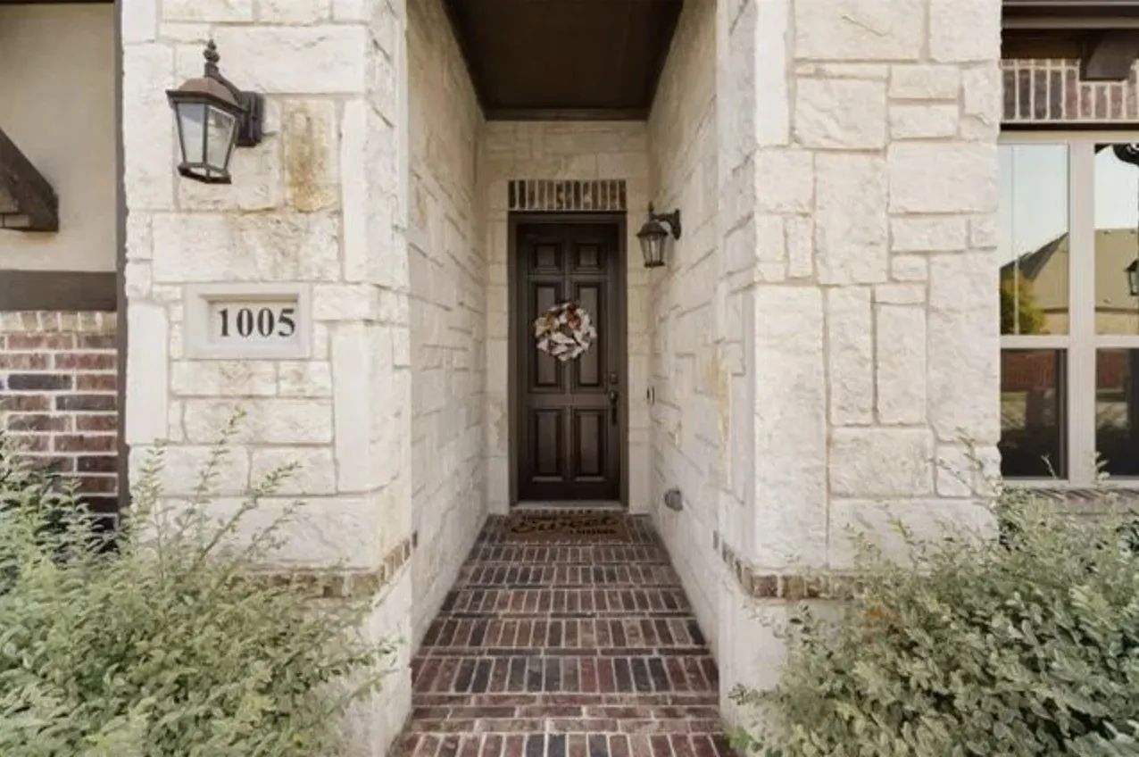 Single Family Residence For Rent in Collin County , 1005 Benbrook Trail, Mc Kinney, Texas 75071, 4 Bedroom, 4 Bathroom, 2 Garage spaces, 3,126 Sqft, built in 2016, mls#21360493, Real Estate Agent in Mc Kinney, Homes For Rent in Collin county, Homes For Rent in Mc Kinney, Realtor in Mc Kinney Texas, Real Estate Brokerage Independent Realty Texas, Luminita Cordes Realtor