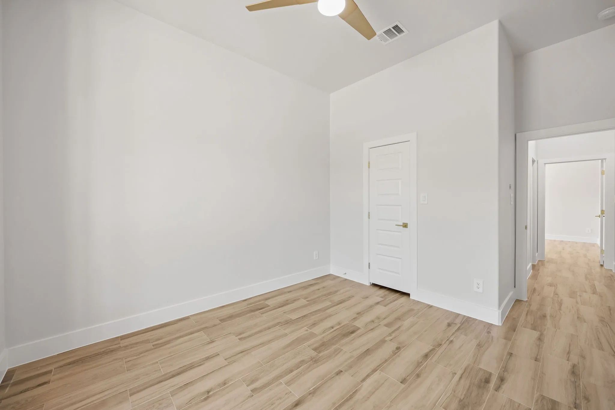 Single Family Residence For Sale in Tarrant County , 3201 NW 33rd Street, Fort Worth, Texas 76106, 4 Bedroom, 2 Bathroom, 2 Garage spaces, 2,044 Sqft, built in 2026, mls#21360478, Real Estate Agent in Fort Worth, Homes For Sale in Tarrant county, Homes For Sale in Fort Worth, Realtor in Fort Worth Texas, Real Estate Brokerage Independent Realty Texas, Luminita Cordes Realtor