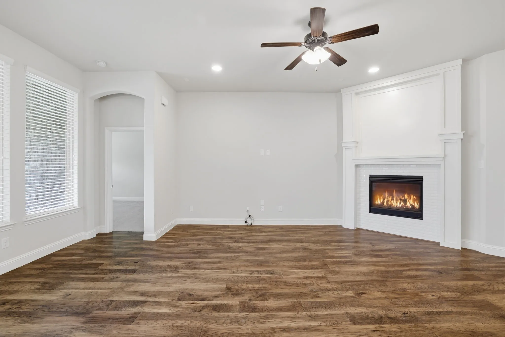 Single Family Residence For Rent in Collin County , 3523 Charleston Drive, Melissa, Texas 75454, 4 Bedroom, 3 Bathroom, 2 Garage spaces, 2,310 Sqft, built in 2017, mls#21360487, Real Estate Agent in Melissa, Homes For Rent in Collin county, Homes For Rent in Melissa, Realtor in Melissa Texas, Real Estate Brokerage Independent Realty Texas, Luminita Cordes Realtor