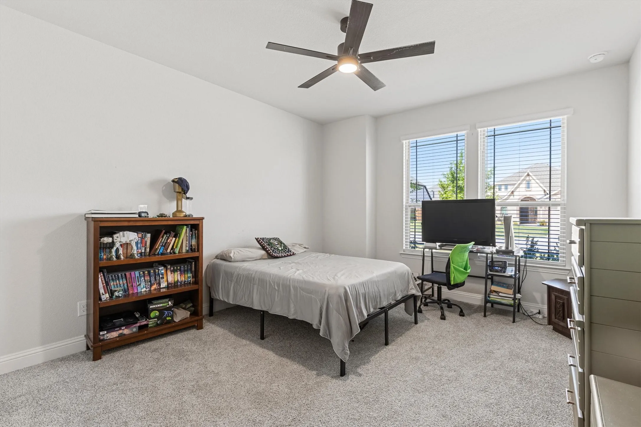 Single Family Residence For Sale in Collin County , 805 Willowbanks Drive, Nevada, Texas 75173, 5 Bedroom, 4 Bathroom, 3 Garage spaces, 3,572 Sqft, built in 2025, mls#21360482, Real Estate Agent in Nevada, Homes For Sale in Collin county, Homes For Sale in Nevada, Realtor in Nevada Texas, Real Estate Brokerage Independent Realty Texas, Luminita Cordes Realtor