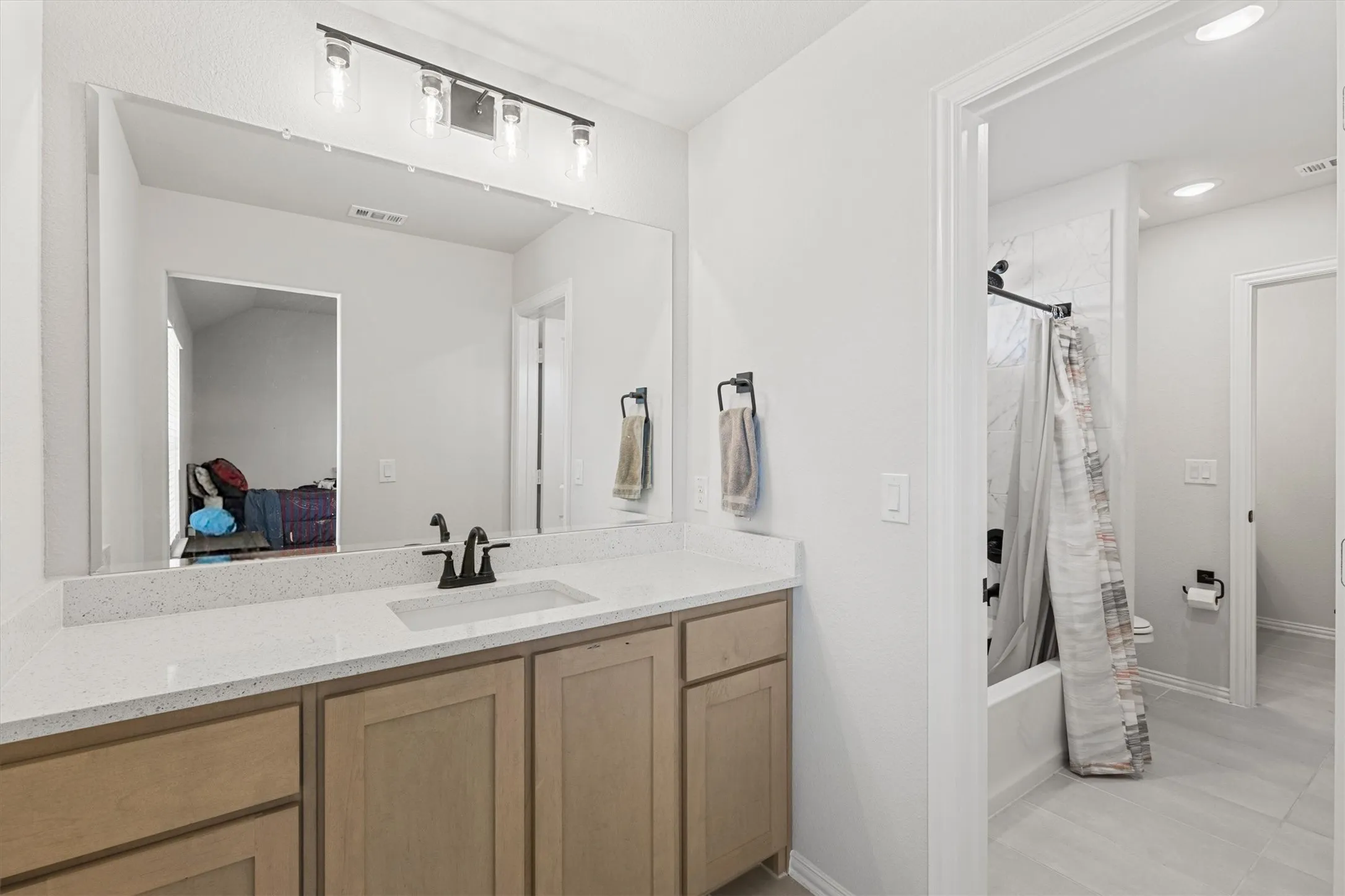 Single Family Residence For Sale in Collin County , 805 Willowbanks Drive, Nevada, Texas 75173, 5 Bedroom, 4 Bathroom, 3 Garage spaces, 3,572 Sqft, built in 2025, mls#21360482, Real Estate Agent in Nevada, Homes For Sale in Collin county, Homes For Sale in Nevada, Realtor in Nevada Texas, Real Estate Brokerage Independent Realty Texas, Luminita Cordes Realtor