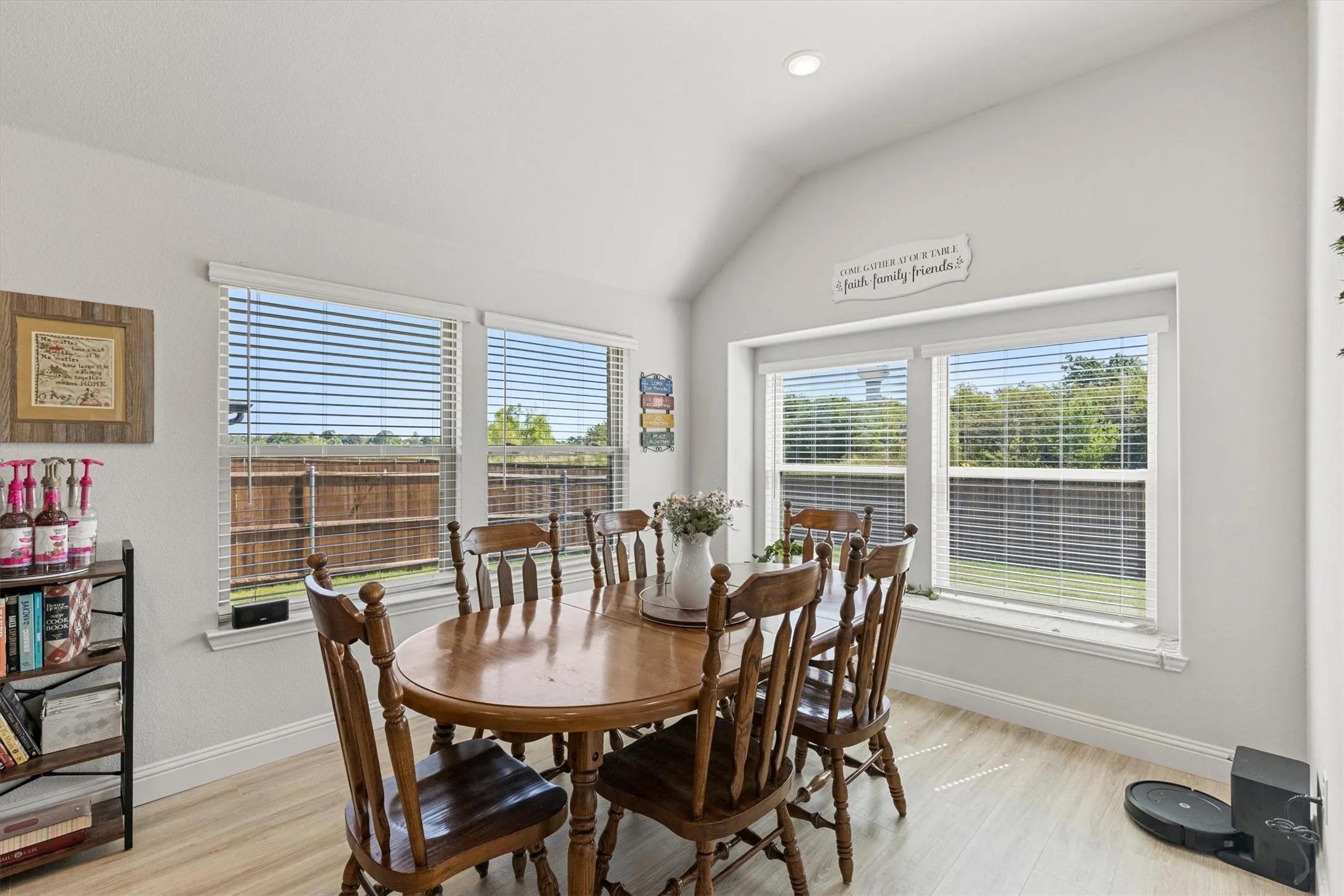 Single Family Residence For Sale in Collin County , 805 Willowbanks Drive, Nevada, Texas 75173, 5 Bedroom, 4 Bathroom, 3 Garage spaces, 3,572 Sqft, built in 2025, mls#21360482, Real Estate Agent in Nevada, Homes For Sale in Collin county, Homes For Sale in Nevada, Realtor in Nevada Texas, Real Estate Brokerage Independent Realty Texas, Luminita Cordes Realtor