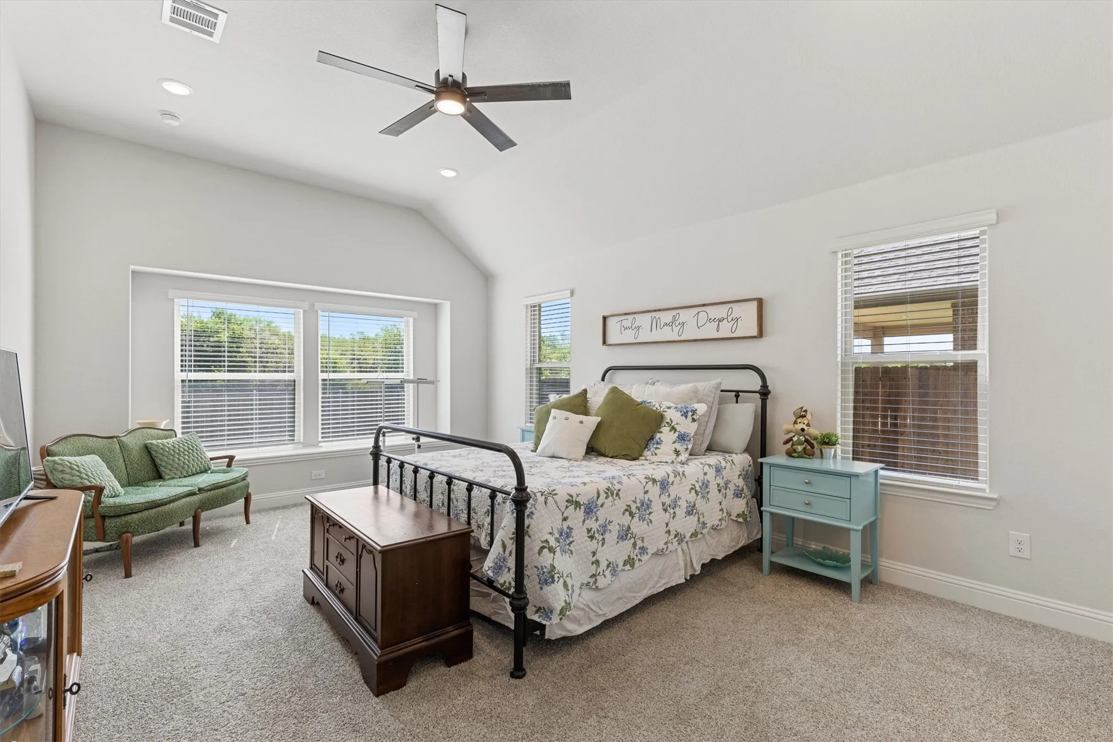 Single Family Residence For Sale in Collin County , 805 Willowbanks Drive, Nevada, Texas 75173, 5 Bedroom, 4 Bathroom, 3 Garage spaces, 3,572 Sqft, built in 2025, mls#21360482, Real Estate Agent in Nevada, Homes For Sale in Collin county, Homes For Sale in Nevada, Realtor in Nevada Texas, Real Estate Brokerage Independent Realty Texas, Luminita Cordes Realtor
