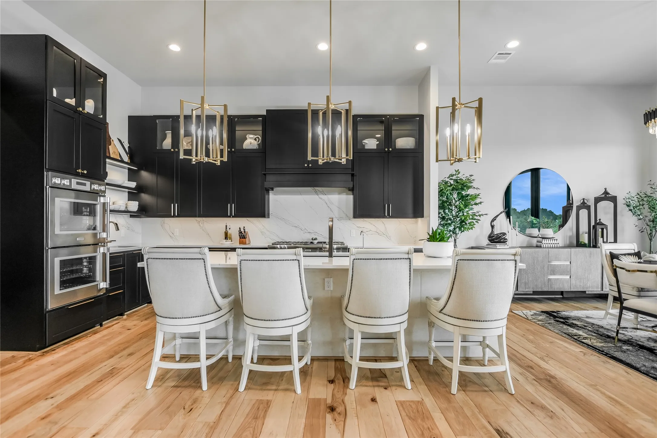 Single Family Residence For Sale in Llano County , 101 Shadow Mtn, Horseshoe Bay, Texas 78657, 5 Bedroom, 6 Bathroom, 3 Garage spaces, 6,988 Sqft, built in 2024, Price $3,295,000, mls#21347845, Real Estate Agent in Horseshoe Bay, Homes For Sale in Llano county, Homes For Sale in Horseshoe Bay, Realtor in Horseshoe Bay Texas, Real Estate Brokerage Independent Realty Texas, Luminita Cordes Realtor
