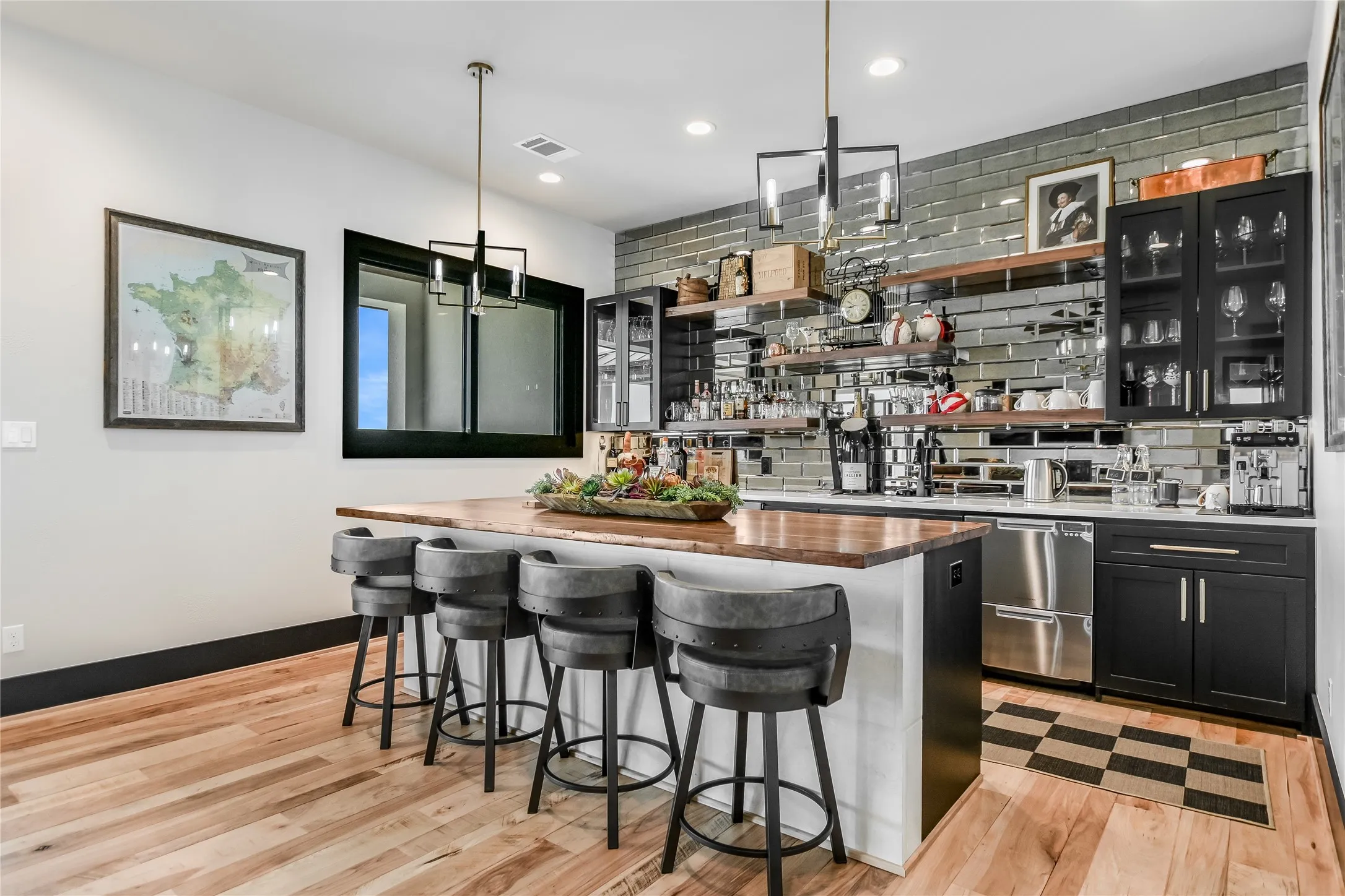 Single Family Residence For Sale in Llano County , 101 Shadow Mtn, Horseshoe Bay, Texas 78657, 5 Bedroom, 6 Bathroom, 3 Garage spaces, 6,988 Sqft, built in 2024, Price $3,295,000, mls#21347845, Real Estate Agent in Horseshoe Bay, Homes For Sale in Llano county, Homes For Sale in Horseshoe Bay, Realtor in Horseshoe Bay Texas, Real Estate Brokerage Independent Realty Texas, Luminita Cordes Realtor