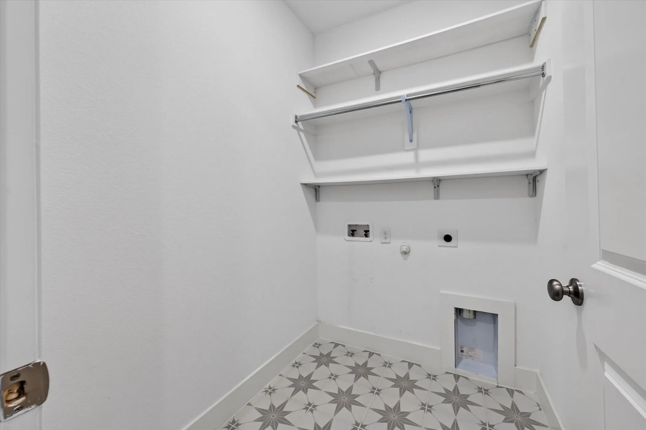 Single Family Residence For Rent in Grayson County , 4317 Sanctuary Drive, Denison, Texas 75020, 3 Bedroom, 3 Bathroom, 2 Garage spaces, 2,146 Sqft, built in 2023, mls#21360521, Real Estate Agent in Denison, Homes For Rent in Grayson county, Homes For Rent in Denison, Realtor in Denison Texas, Real Estate Brokerage Independent Realty Texas, Luminita Cordes Realtor