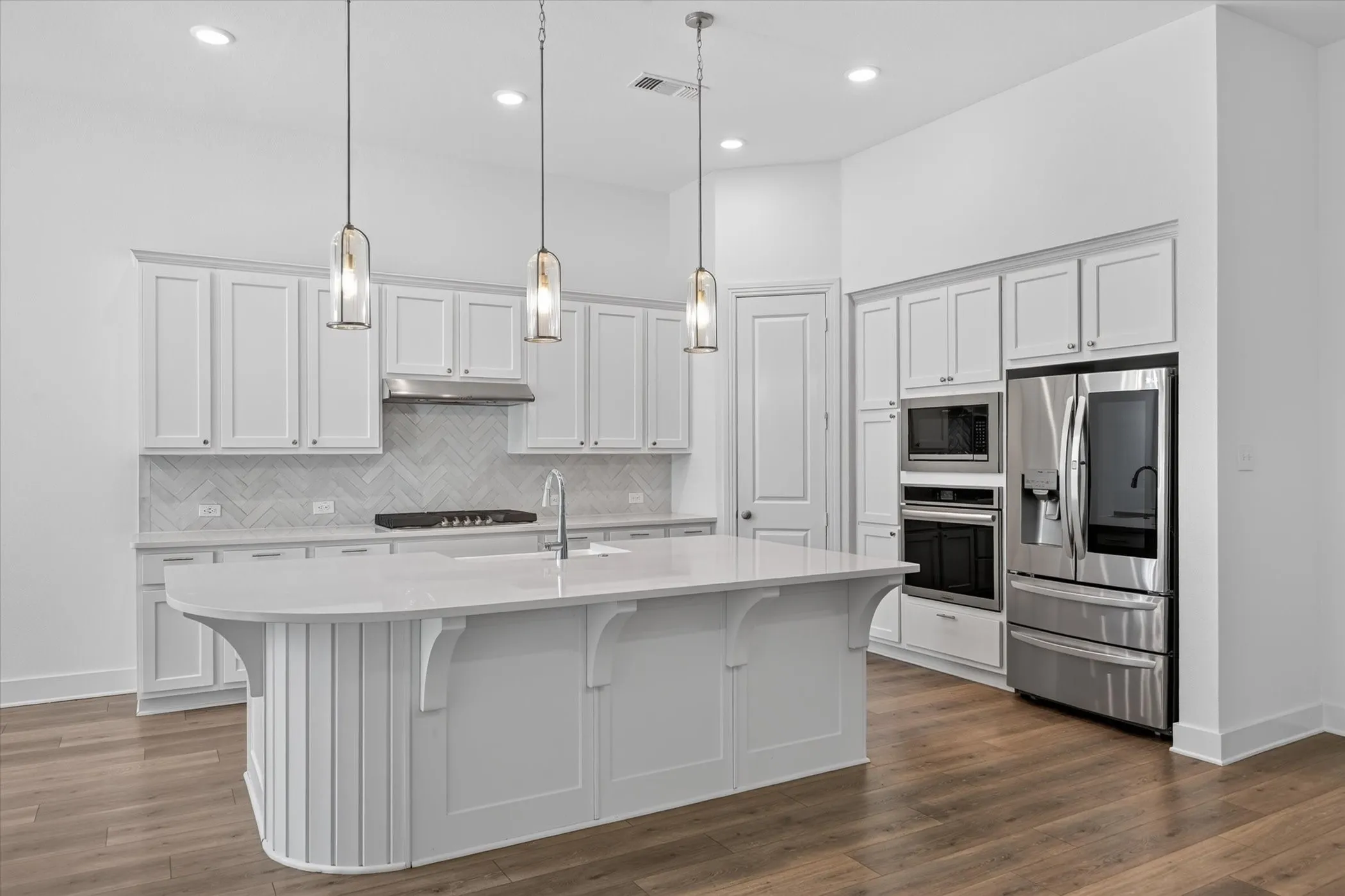 Single Family Residence For Rent in Grayson County , 4317 Sanctuary Drive, Denison, Texas 75020, 3 Bedroom, 3 Bathroom, 2 Garage spaces, 2,146 Sqft, built in 2023, mls#21360521, Real Estate Agent in Denison, Homes For Rent in Grayson county, Homes For Rent in Denison, Realtor in Denison Texas, Real Estate Brokerage Independent Realty Texas, Luminita Cordes Realtor