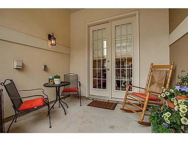 PLEASE NOTE HOME IS UNFURNISHED;STAGED FOR PHOTOS.