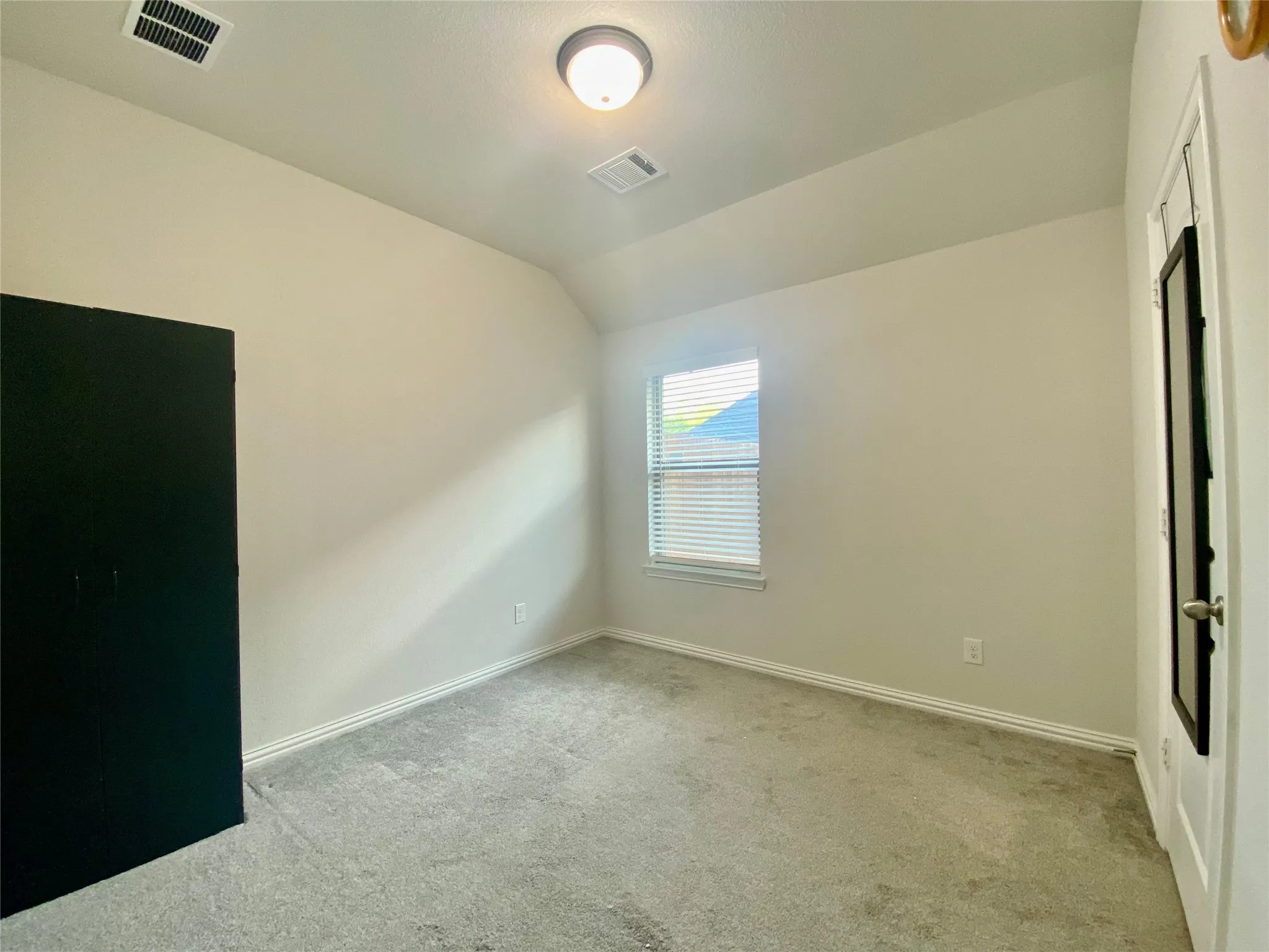 Single Family Residence For Rent in Parker County , 332 Paloma Street, Weatherford, Texas 76087, 4 Bedroom, 2 Bathroom, 2 Garage spaces, 2,026 Sqft, built in 2021, mls#21360286, Real Estate Agent in Weatherford, Homes For Rent in Parker county, Homes For Rent in Weatherford, Realtor in Weatherford Texas, Real Estate Brokerage Independent Realty Texas, Luminita Cordes Realtor