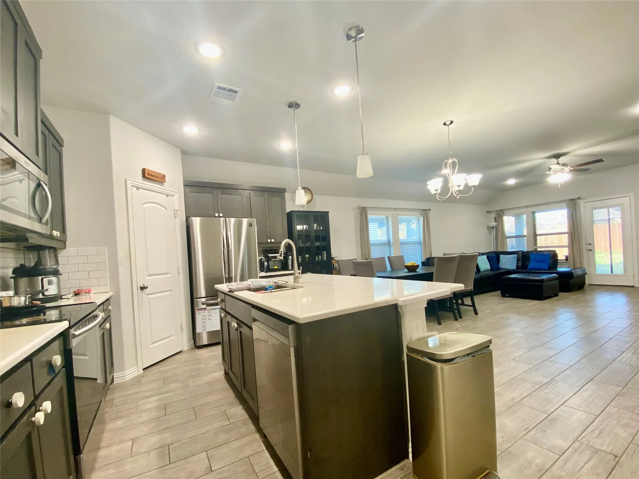 Single Family Residence For Rent in Parker County , 332 Paloma Street, Weatherford, Texas 76087, 4 Bedroom, 2 Bathroom, 2 Garage spaces, 2,026 Sqft, built in 2021, mls#21360286, Real Estate Agent in Weatherford, Homes For Rent in Parker county, Homes For Rent in Weatherford, Realtor in Weatherford Texas, Real Estate Brokerage Independent Realty Texas, Luminita Cordes Realtor