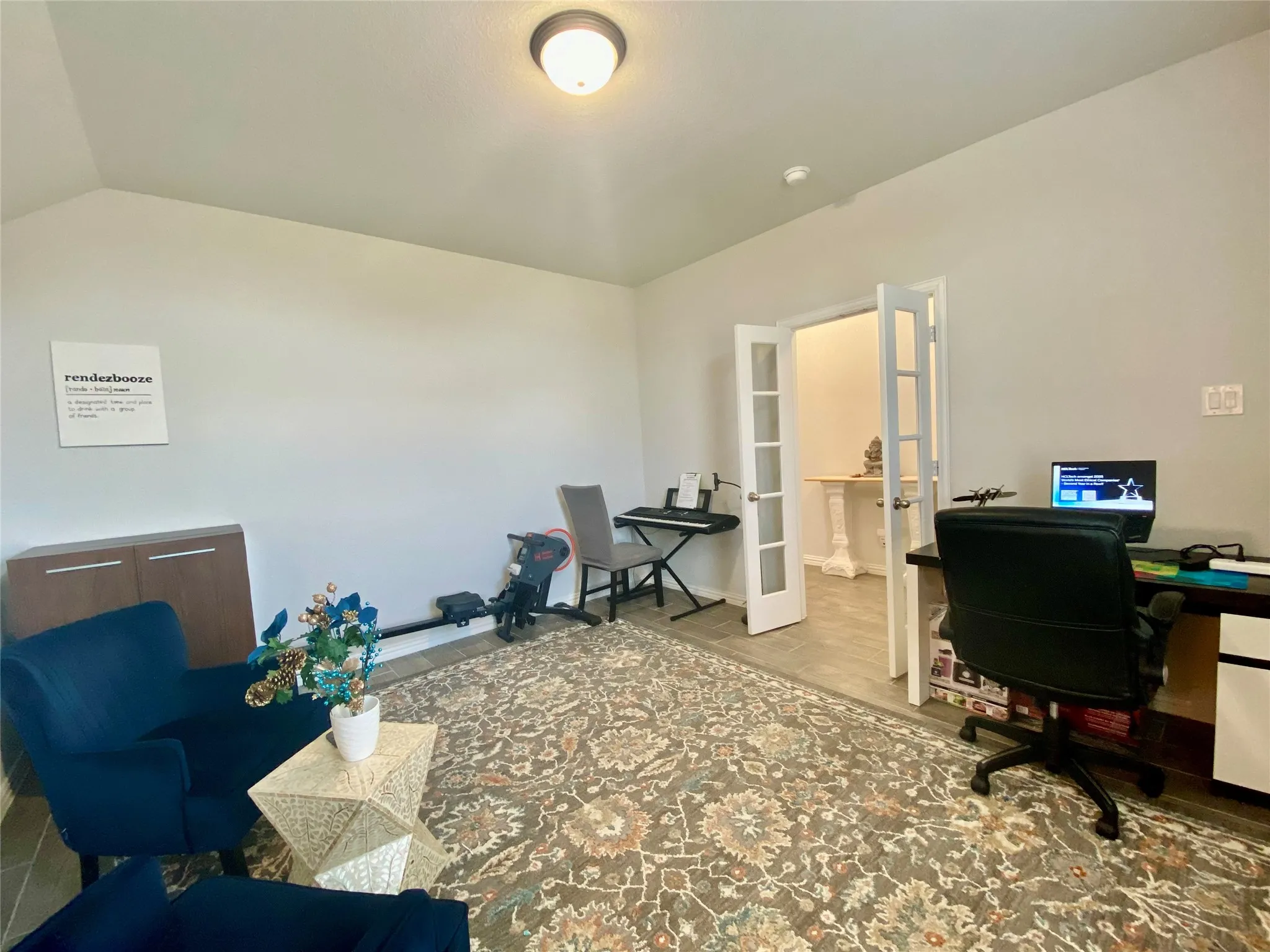 Single Family Residence For Rent in Parker County , 332 Paloma Street, Weatherford, Texas 76087, 4 Bedroom, 2 Bathroom, 2 Garage spaces, 2,026 Sqft, built in 2021, mls#21360286, Real Estate Agent in Weatherford, Homes For Rent in Parker county, Homes For Rent in Weatherford, Realtor in Weatherford Texas, Real Estate Brokerage Independent Realty Texas, Luminita Cordes Realtor