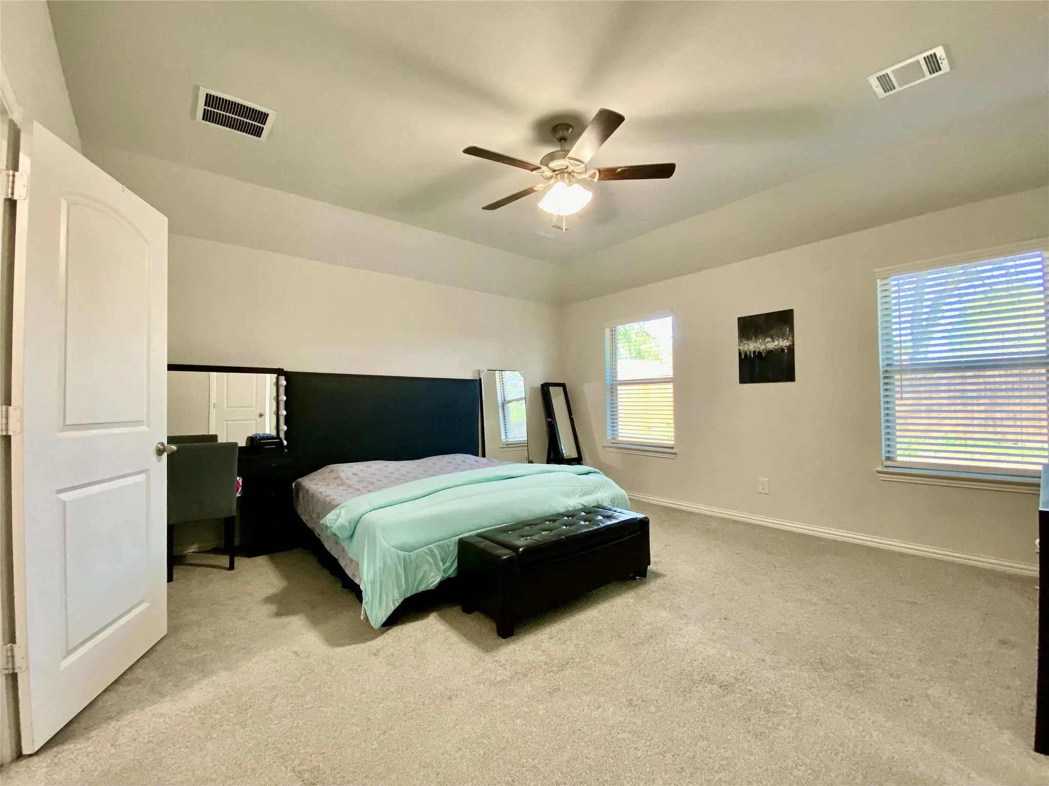 Single Family Residence For Rent in Parker County , 332 Paloma Street, Weatherford, Texas 76087, 4 Bedroom, 2 Bathroom, 2 Garage spaces, 2,026 Sqft, built in 2021, mls#21360286, Real Estate Agent in Weatherford, Homes For Rent in Parker county, Homes For Rent in Weatherford, Realtor in Weatherford Texas, Real Estate Brokerage Independent Realty Texas, Luminita Cordes Realtor
