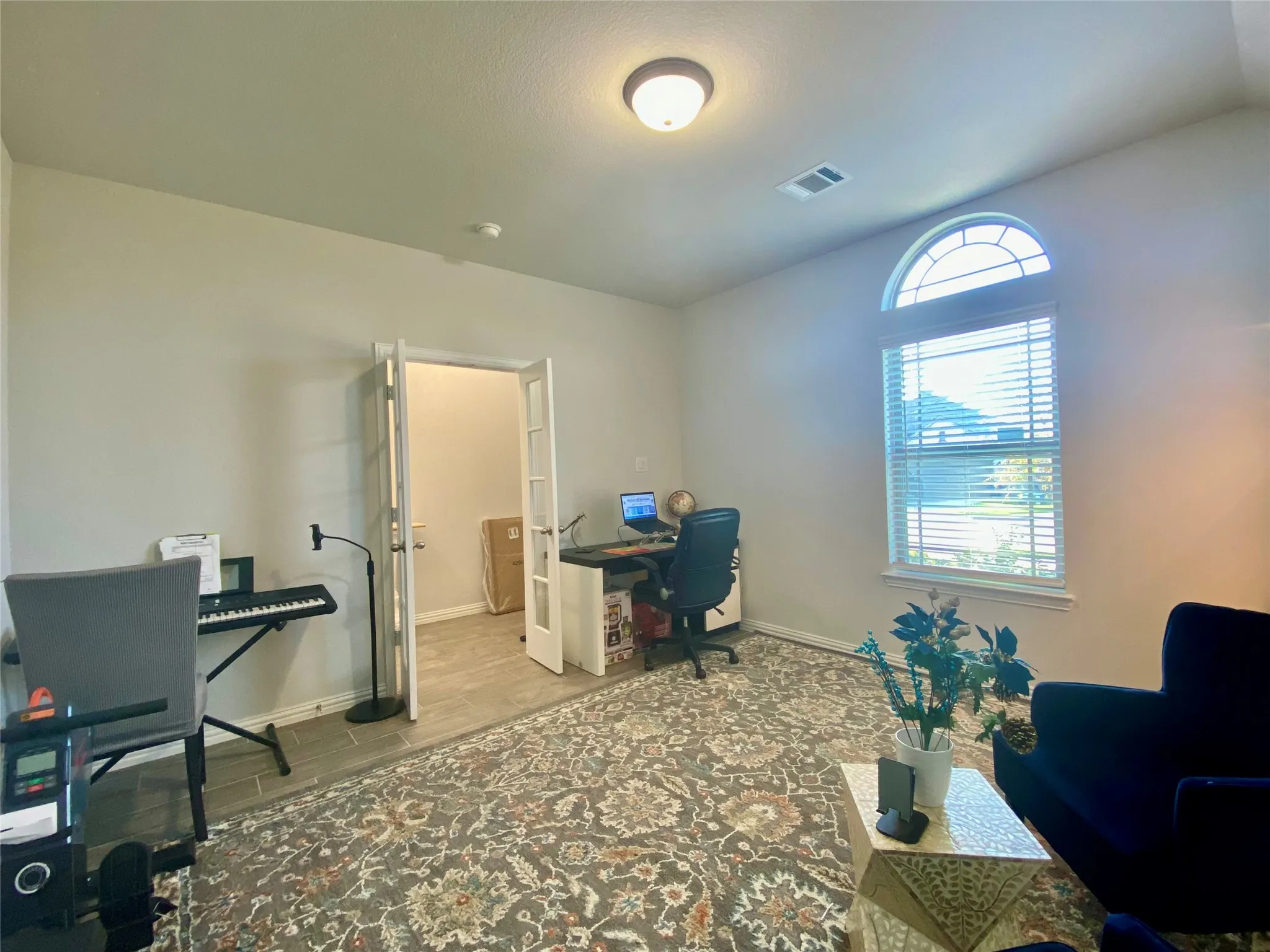 Single Family Residence For Rent in Parker County , 332 Paloma Street, Weatherford, Texas 76087, 4 Bedroom, 2 Bathroom, 2 Garage spaces, 2,026 Sqft, built in 2021, mls#21360286, Real Estate Agent in Weatherford, Homes For Rent in Parker county, Homes For Rent in Weatherford, Realtor in Weatherford Texas, Real Estate Brokerage Independent Realty Texas, Luminita Cordes Realtor
