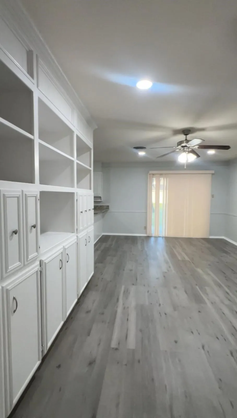 Single Family Residence For Rent in Tarrant County , 104 Jean Lane, Euless, Texas 76040, 4 Bedroom, 3 Bathroom, 4 Garage spaces, 1,375 Sqft, built in 1961, mls#21360533, Real Estate Agent in Euless, Homes For Rent in Tarrant county, Homes For Rent in Euless, Realtor in Euless Texas, Real Estate Brokerage Independent Realty Texas, Luminita Cordes Realtor