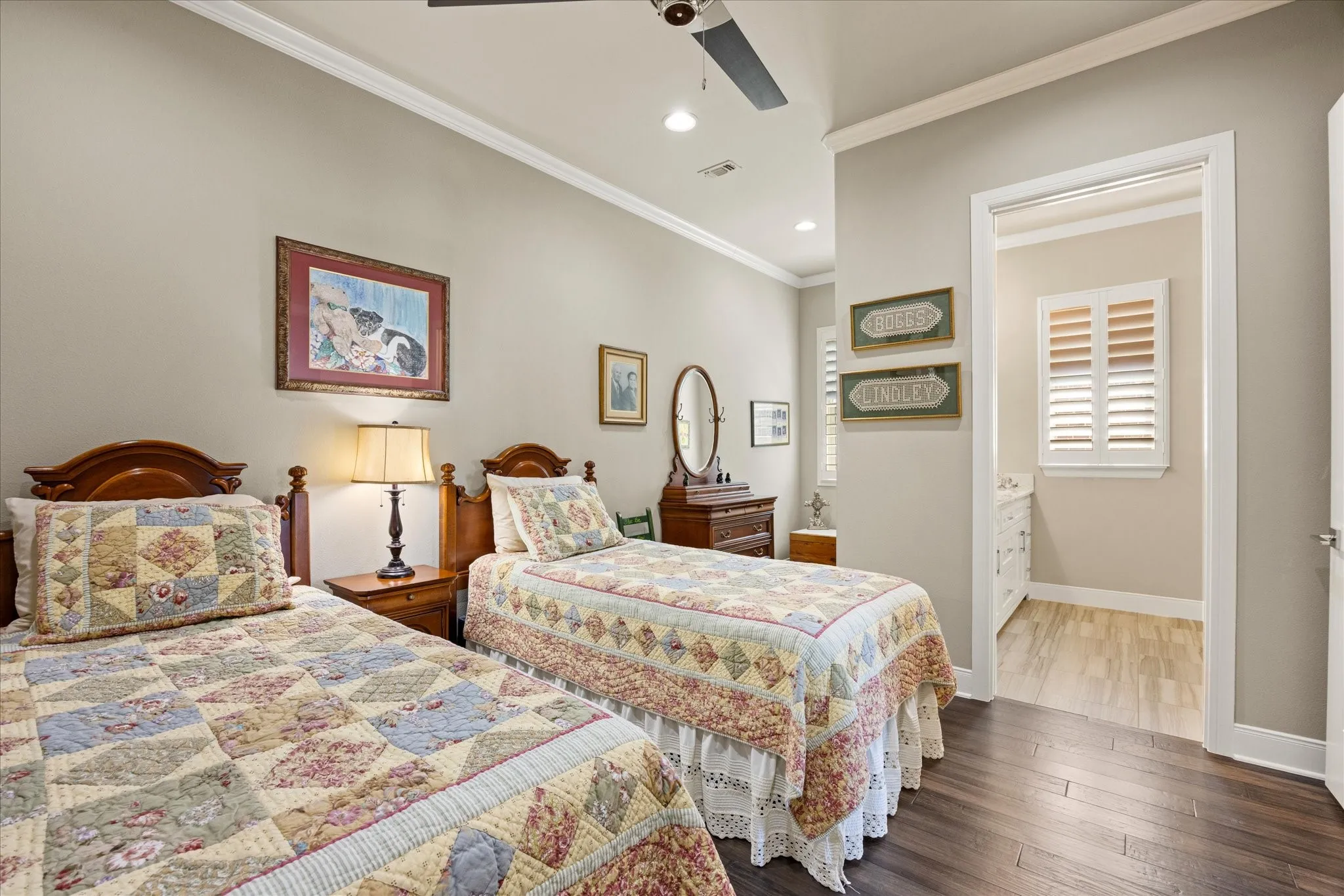 2nd Bedroom with ensuite bath-double vanities