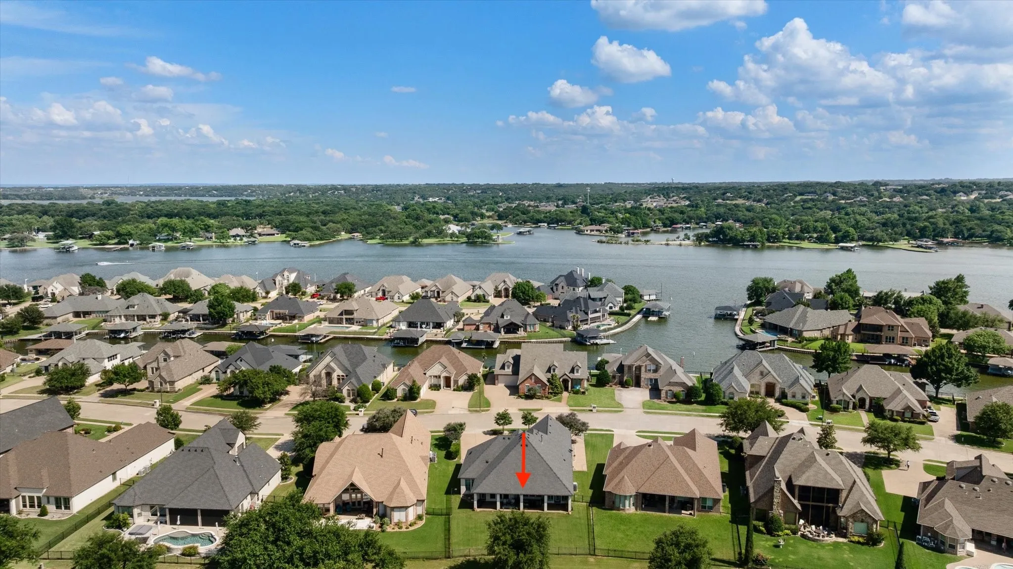 Single Family Residence For Sale in Hood County , 2603 Waters Edge Drive, Granbury, Texas 76048, 3 Bedroom, 3 Bathroom, 2 Garage spaces, 2,560 Sqft, built in 2017, mls#21333736, Real Estate Agent in Granbury, Homes For Sale in Hood county, Homes For Sale in Granbury, Realtor in Granbury Texas, Real Estate Brokerage Independent Realty Texas, Luminita Cordes Realtor