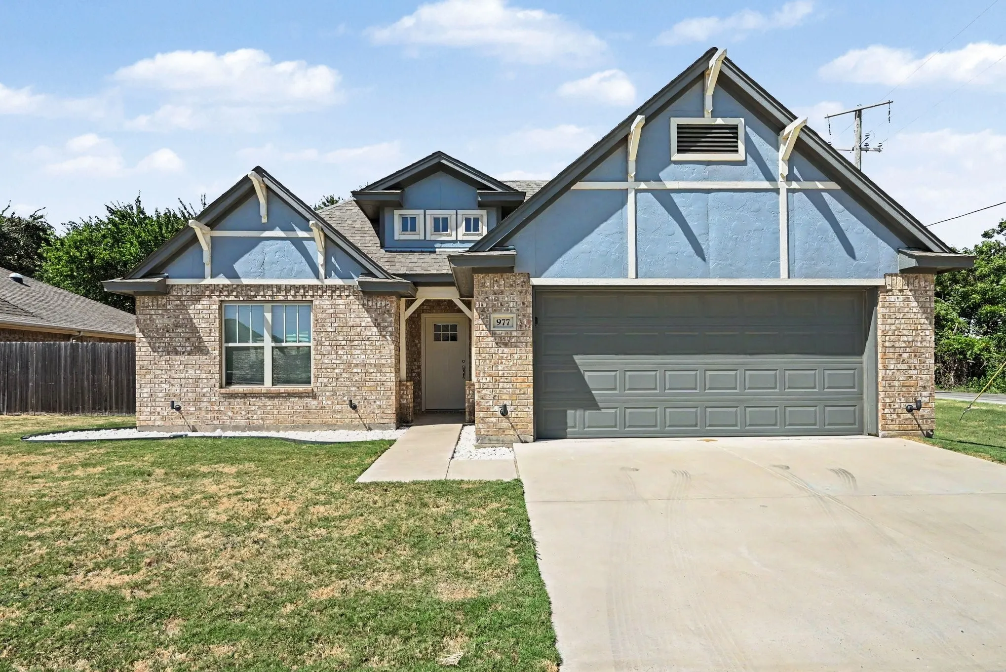 Single Family Residence For Sale in Parker County , 977 Sam Street, Springtown, Texas 76082, 4 Bedroom, 2 Bathroom, 2 Garage spaces, 1,785 Sqft, built in 2020, mls#21360097, Real Estate Agent in Springtown, Homes For Sale in Parker county, Homes For Sale in Springtown, Realtor in Springtown Texas, Real Estate Brokerage Independent Realty Texas, Luminita Cordes Realtor