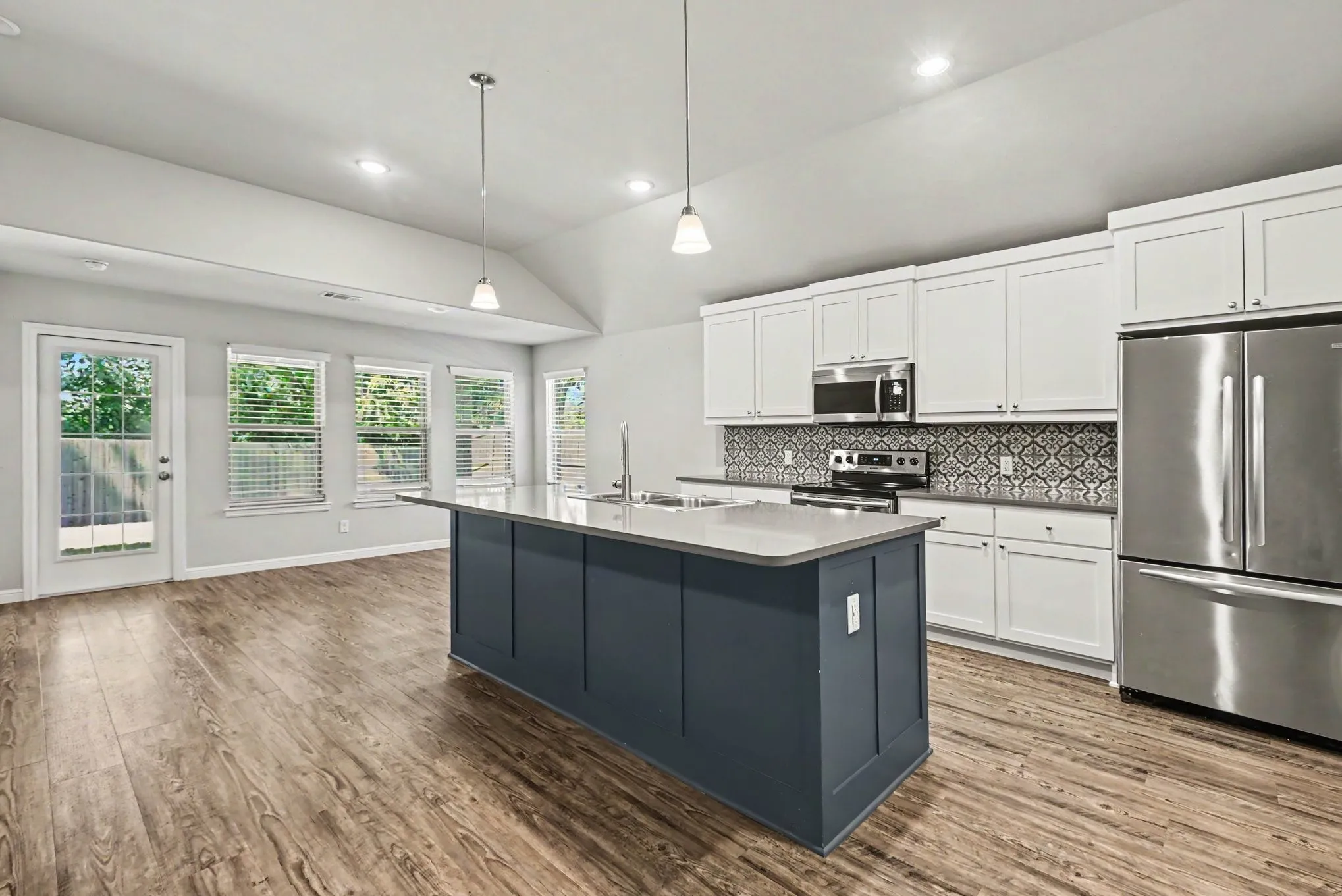 Single Family Residence For Sale in Parker County , 977 Sam Street, Springtown, Texas 76082, 4 Bedroom, 2 Bathroom, 2 Garage spaces, 1,785 Sqft, built in 2020, mls#21360097, Real Estate Agent in Springtown, Homes For Sale in Parker county, Homes For Sale in Springtown, Realtor in Springtown Texas, Real Estate Brokerage Independent Realty Texas, Luminita Cordes Realtor