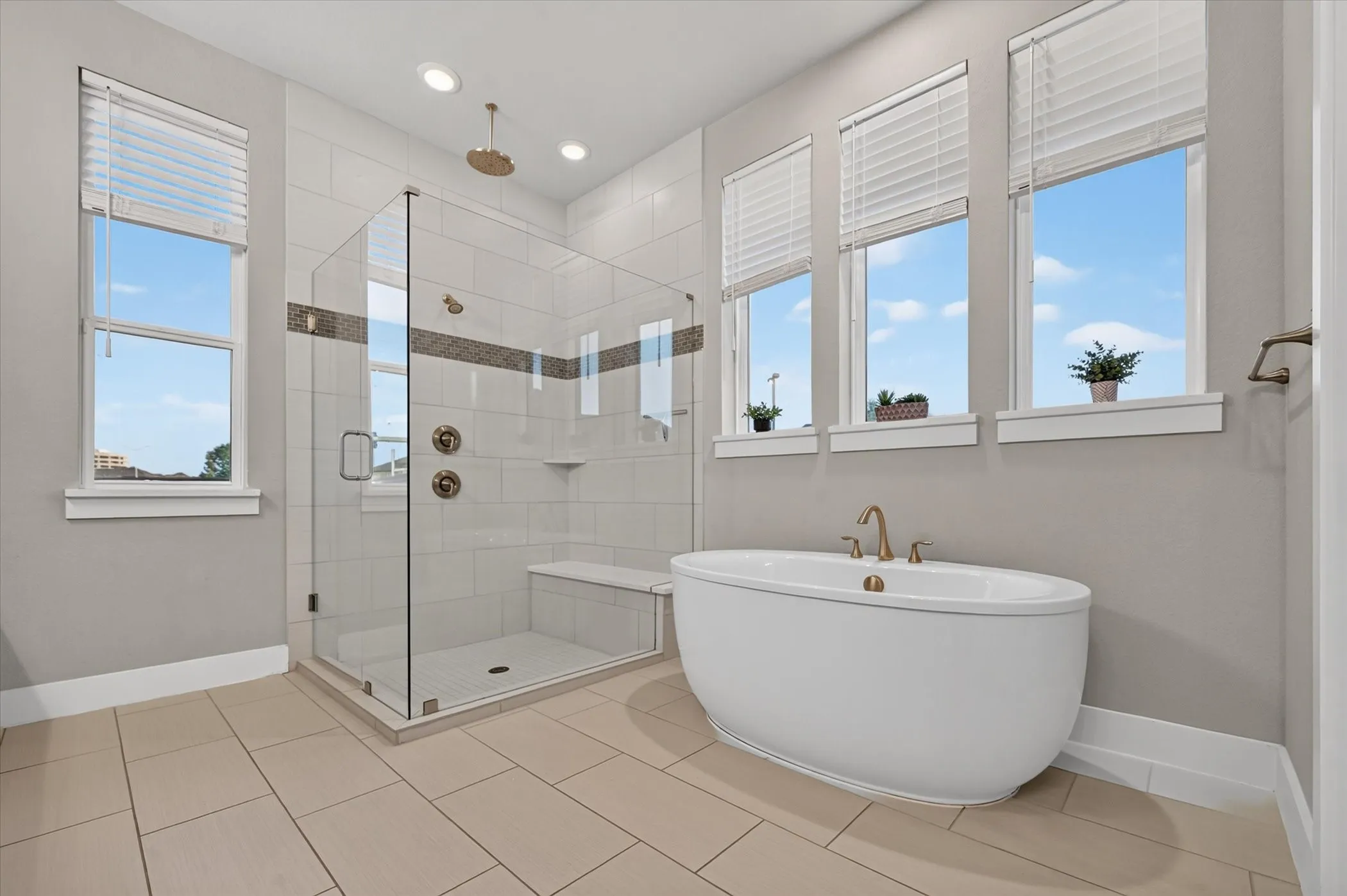 Primary bath
