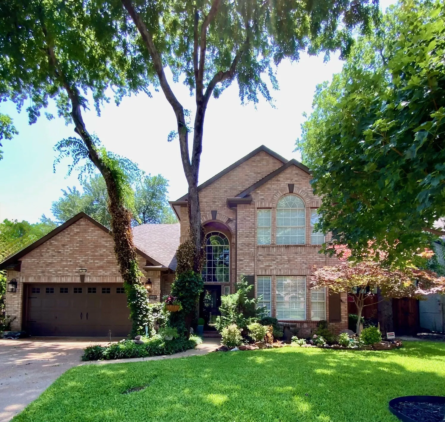 Plantation Resort Estate beauty on the Golf Course 4 BD | 3 Bth| 2 Dining | 3 LVG | 3234sf | Study |Gameroom |2 Garage