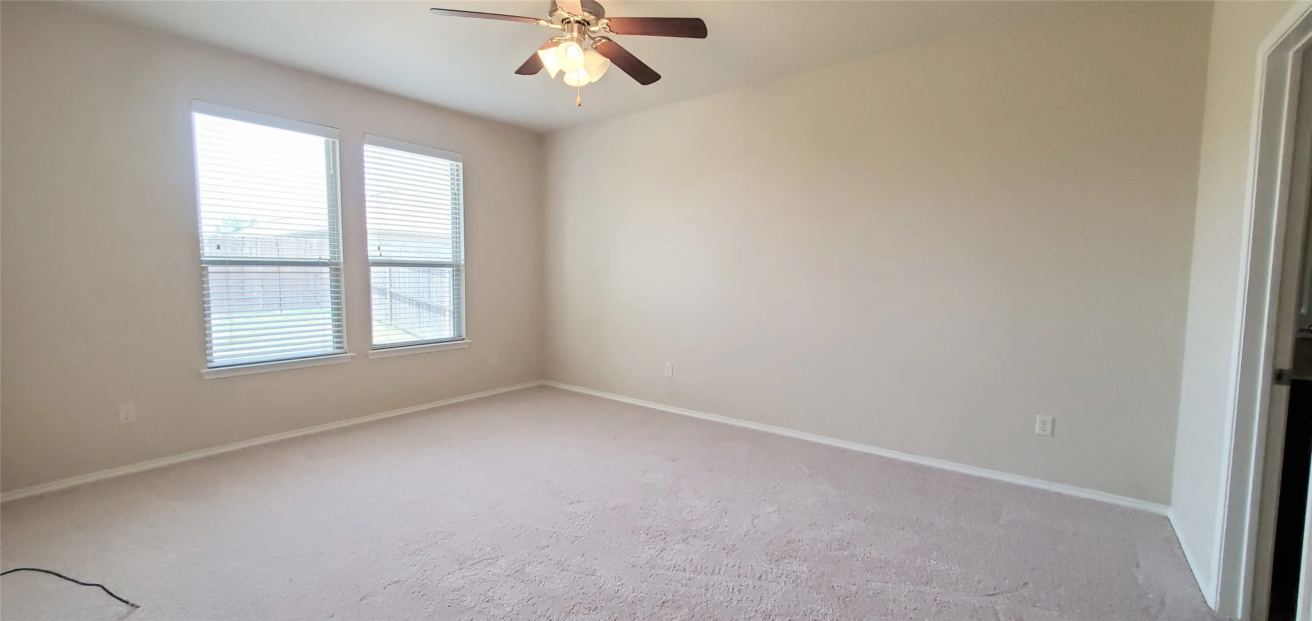 Single Family Residence For Sale in Collin County , 133 Oriole Drive, Anna, Texas 75409, 3 Bedroom, 3 Bathroom, 2 Garage spaces, 2,255 Sqft, built in 2013, mls#21360550, Real Estate Agent in Anna, Homes For Sale in Collin county, Homes For Sale in Anna, Realtor in Anna Texas, Real Estate Brokerage Independent Realty Texas, Luminita Cordes Realtor