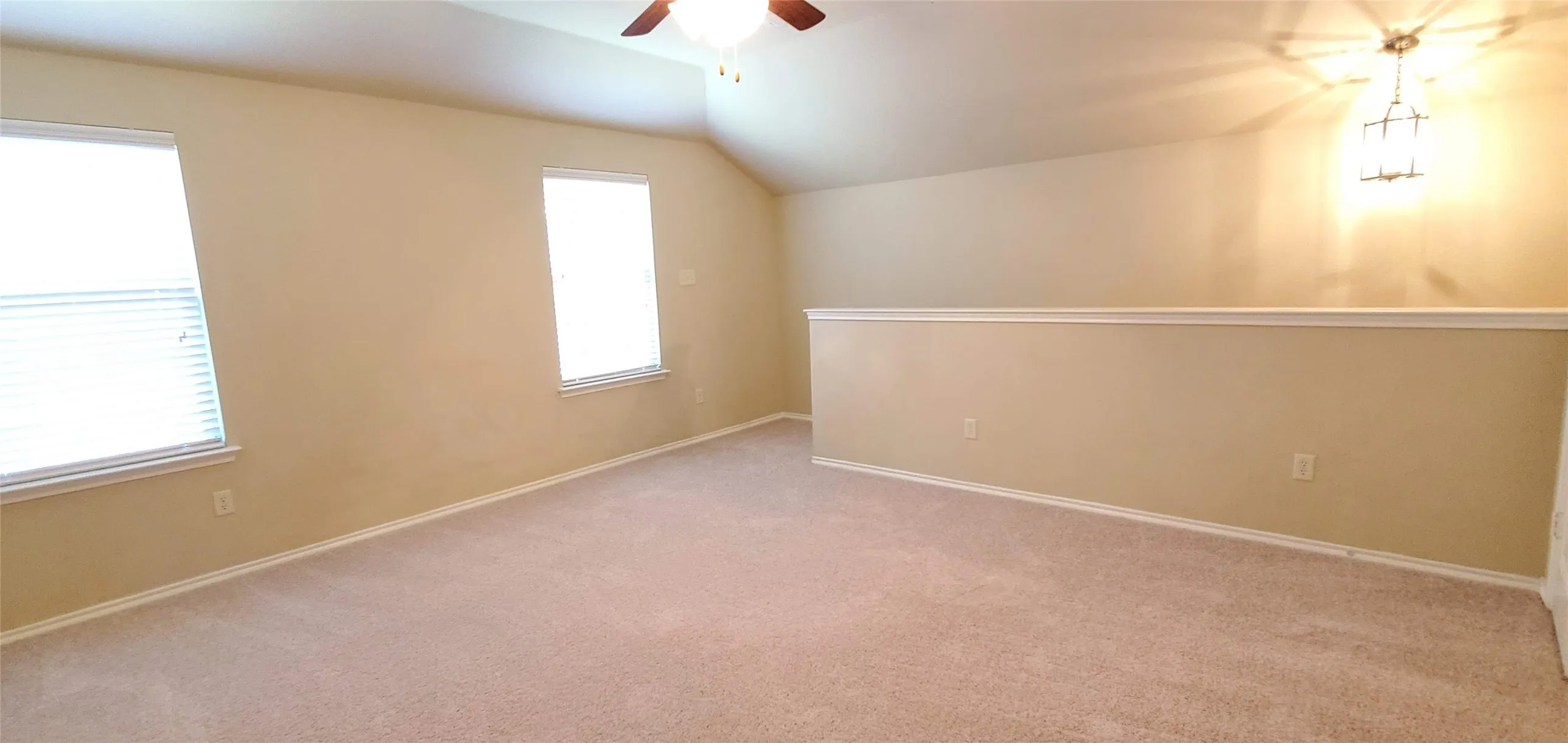 Single Family Residence For Sale in Collin County , 133 Oriole Drive, Anna, Texas 75409, 3 Bedroom, 3 Bathroom, 2 Garage spaces, 2,255 Sqft, built in 2013, mls#21360550, Real Estate Agent in Anna, Homes For Sale in Collin county, Homes For Sale in Anna, Realtor in Anna Texas, Real Estate Brokerage Independent Realty Texas, Luminita Cordes Realtor