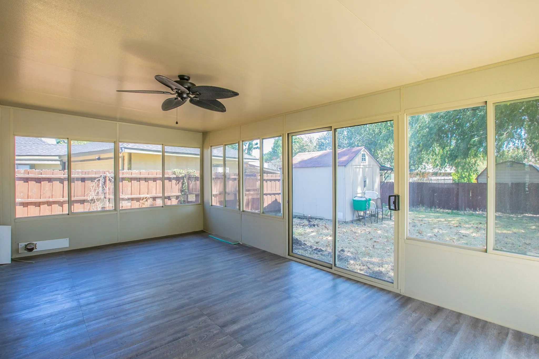 Single Family Residence For Sale in Tarrant County , 2759 Wentworth Drive, Grand Prairie, Texas 75052, 3 Bedroom, 2 Bathroom, 2 Garage spaces, 1,725 Sqft, built in 1985, mls#21360554, Real Estate Agent in Grand Prairie, Homes For Sale in Tarrant county, Homes For Sale in Grand Prairie, Realtor in Grand Prairie Texas, Real Estate Brokerage Independent Realty Texas, Luminita Cordes Realtor
