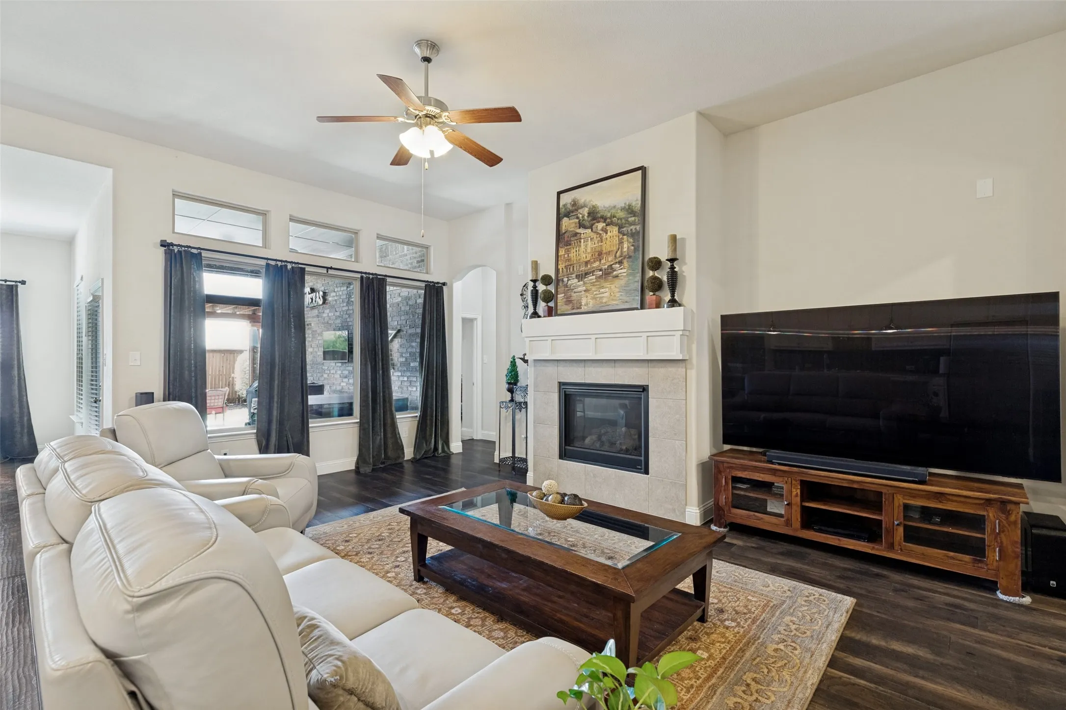 Single Family Residence For Sale in Collin County , 4309 Switchgrass Street, Celina, Texas 75009, 4 Bedroom, 3 Bathroom, 3 Garage spaces, 2,672 Sqft, built in 2016, mls#21355436, Real Estate Agent in Celina, Homes For Sale in Collin county, Homes For Sale in Celina, Realtor in Celina Texas, Real Estate Brokerage Independent Realty Texas, Luminita Cordes Realtor