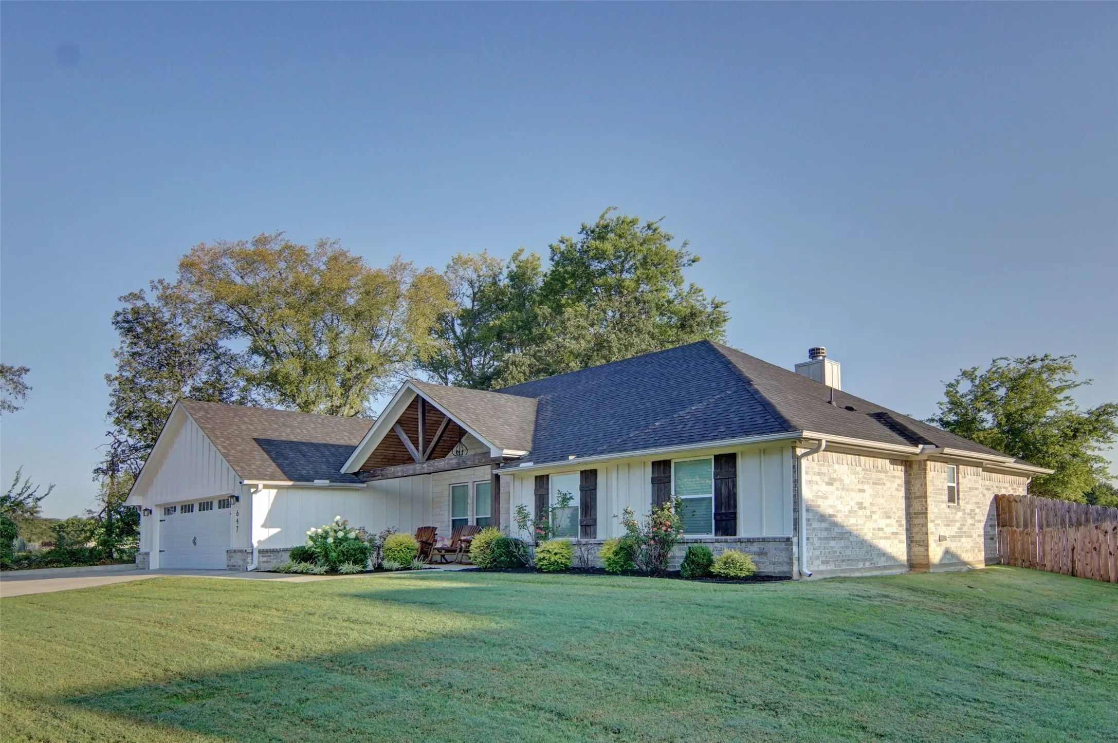 Single Family Residence For Sale in Van Zandt County , 647 Oklahoma Street, Van, Texas 75790, 4 Bedroom, 2 Bathroom, 2 Garage spaces, 1,923 Sqft, built in 2021, Price $440,000, mls#21359403, Real Estate Agent in Van, Homes For Sale in Van Zandt county, Homes For Sale in Van, Realtor in Van Texas, Real Estate Brokerage Independent Realty Texas, Luminita Cordes Realtor