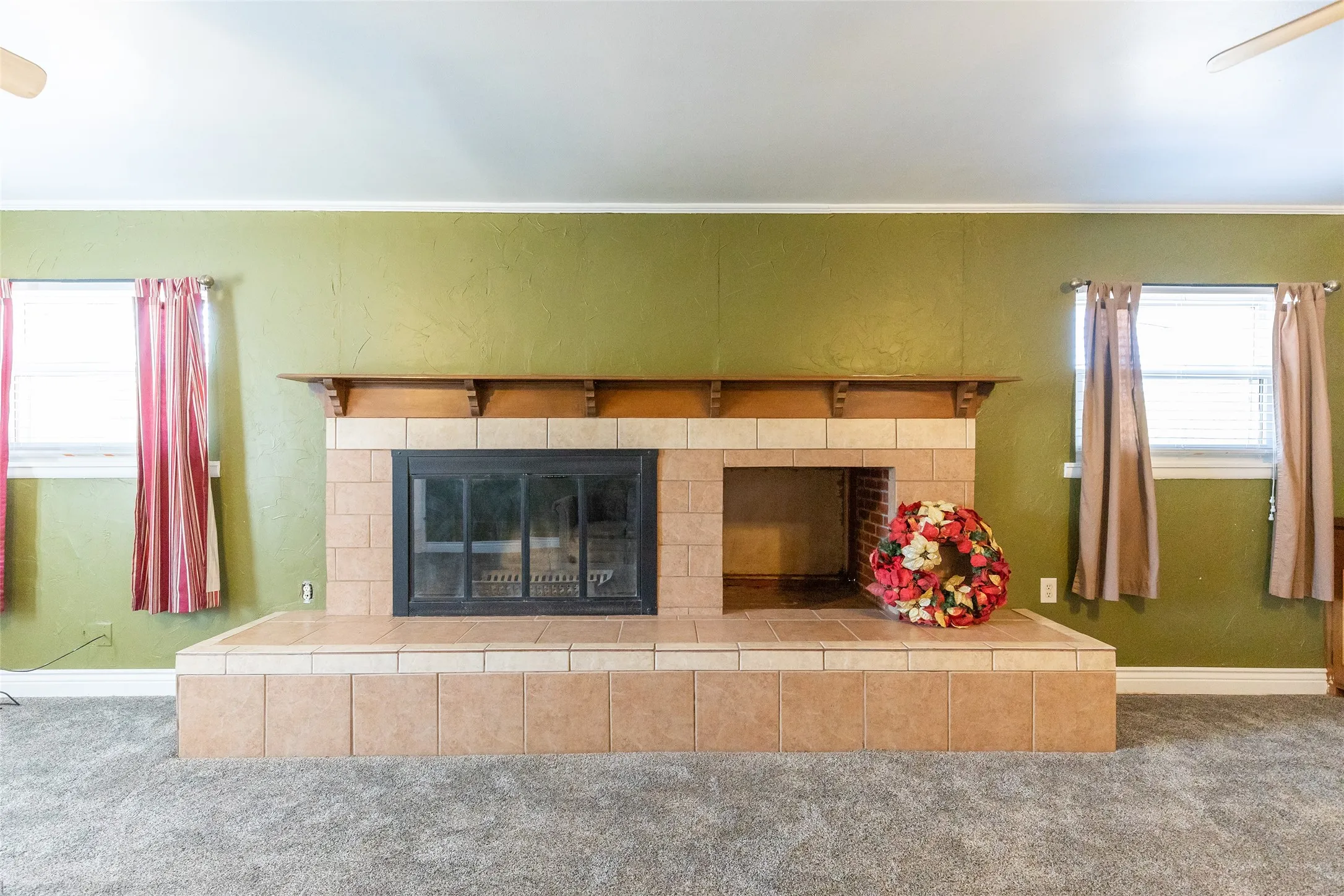 Single Family Residence For Sale in Jones County , 902 Avenue O, Anson, Texas 79501, 3 Bedroom, 3 Bathroom, 2 Garage spaces, 2,519 Sqft, built in 1976, mls#21359912, Real Estate Agent in Anson, Homes For Sale in Jones county, Homes For Sale in Anson, Realtor in Anson Texas, Real Estate Brokerage Independent Realty Texas, Luminita Cordes Realtor