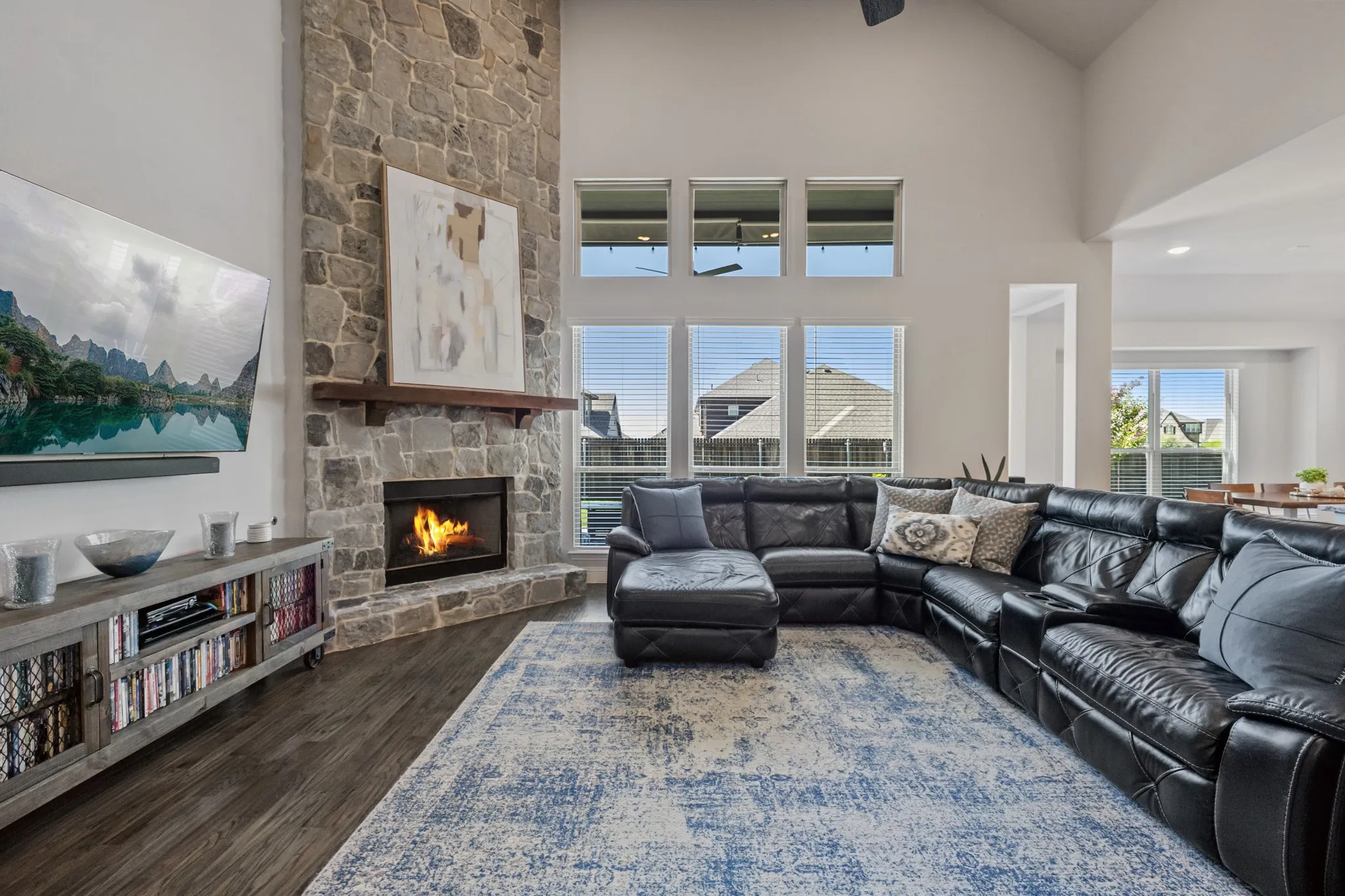 Single Family Residence For Sale in Kaufman County , 2115 Devonblue Drive, Forney, Texas 75126, 4 Bedroom, 3 Bathroom, 3 Garage spaces, 2,734 Sqft, built in 2020, mls#21360515, Real Estate Agent in Forney, Homes For Sale in Kaufman county, Homes For Sale in Forney, Realtor in Forney Texas, Real Estate Brokerage Independent Realty Texas, Luminita Cordes Realtor