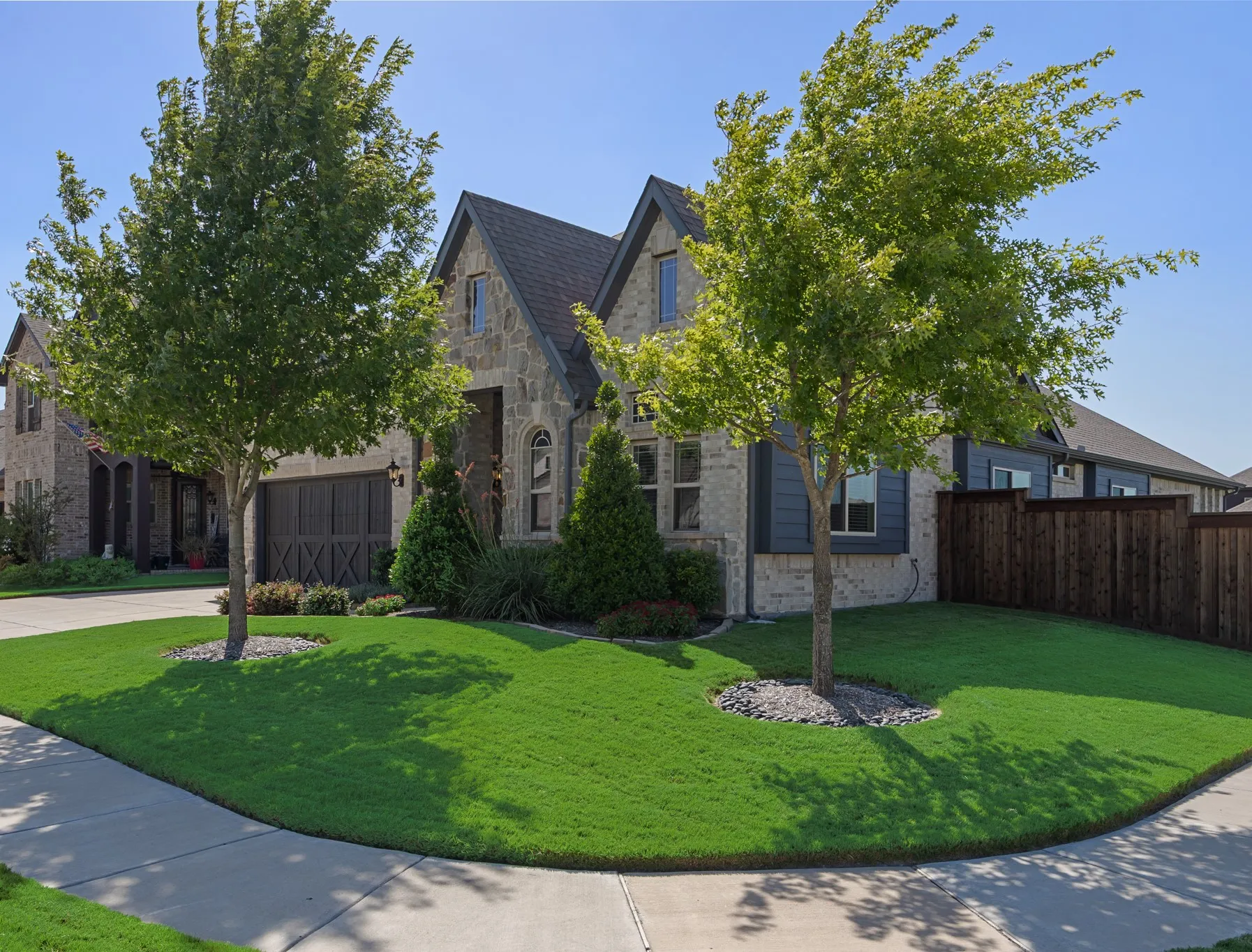 Single Family Residence For Sale in Kaufman County , 2115 Devonblue Drive, Forney, Texas 75126, 4 Bedroom, 3 Bathroom, 3 Garage spaces, 2,734 Sqft, built in 2020, mls#21360515, Real Estate Agent in Forney, Homes For Sale in Kaufman county, Homes For Sale in Forney, Realtor in Forney Texas, Real Estate Brokerage Independent Realty Texas, Luminita Cordes Realtor