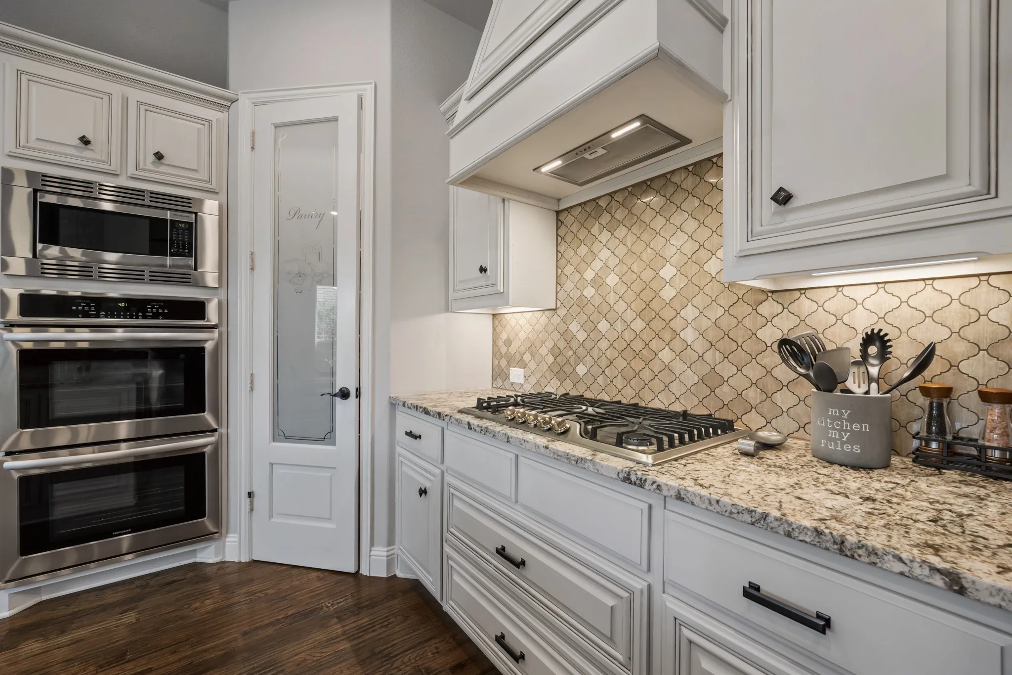 Single Family Residence For Sale in Kaufman County , 2115 Devonblue Drive, Forney, Texas 75126, 4 Bedroom, 3 Bathroom, 3 Garage spaces, 2,734 Sqft, built in 2020, mls#21360515, Real Estate Agent in Forney, Homes For Sale in Kaufman county, Homes For Sale in Forney, Realtor in Forney Texas, Real Estate Brokerage Independent Realty Texas, Luminita Cordes Realtor