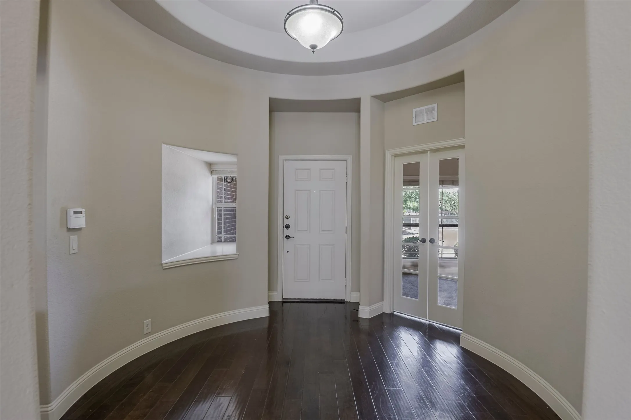 Single Family Residence For Sale in Ellis County , 905 Mill Pond Drive, Midlothian, Texas 76065, 4 Bedroom, 2 Bathroom, 2 Garage spaces, 2,318 Sqft, built in 2014, mls#21358904, Real Estate Agent in Midlothian, Homes For Sale in Ellis county, Homes For Sale in Midlothian, Realtor in Midlothian Texas, Real Estate Brokerage Independent Realty Texas, Luminita Cordes Realtor