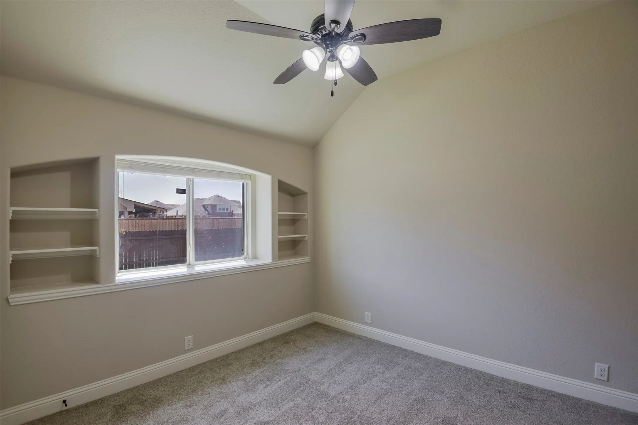 Single Family Residence For Sale in Ellis County , 905 Mill Pond Drive, Midlothian, Texas 76065, 4 Bedroom, 2 Bathroom, 2 Garage spaces, 2,318 Sqft, built in 2014, mls#21358904, Real Estate Agent in Midlothian, Homes For Sale in Ellis county, Homes For Sale in Midlothian, Realtor in Midlothian Texas, Real Estate Brokerage Independent Realty Texas, Luminita Cordes Realtor