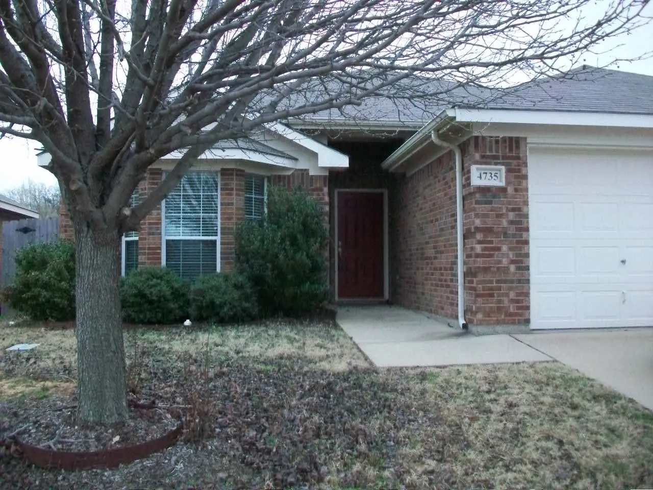 Single Family Residence For Rent in Hood County , 4735 Topaz Lane, Granbury, Texas 76049, 3 Bedroom, 2 Bathroom, 2 Garage spaces, 1,441 Sqft, built in 2005, mls#21360574, Real Estate Agent in Granbury, Homes For Rent in Hood county, Homes For Rent in Granbury, Realtor in Granbury Texas, Real Estate Brokerage Independent Realty Texas, Luminita Cordes Realtor