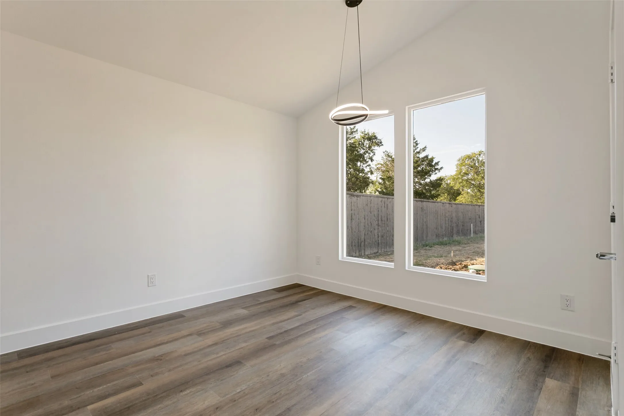 Single Family Residence For Sale in Denton County , 639 Matador, Oak Point, Texas 75068, 3 Bedroom, 2 Bathroom, 2 Garage spaces, 1,550 Sqft, built in 2026, mls#21360481, Real Estate Agent in Oak Point, Homes For Sale in Denton county, Homes For Sale in Oak Point, Realtor in Oak Point Texas, Real Estate Brokerage Independent Realty Texas, Luminita Cordes Realtor