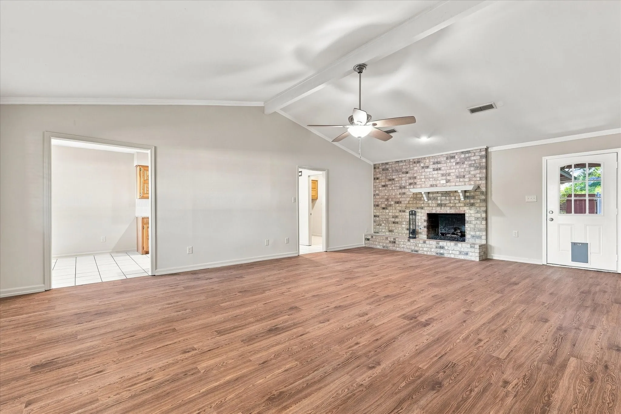 Single Family Residence For Sale in Denton County , 1903 Big Sky Drive, Lewisville, Texas 75077, 3 Bedroom, 2 Bathroom, 2 Garage spaces, 1,745 Sqft, built in 1980, mls#21360429, Real Estate Agent in Lewisville, Homes For Sale in Denton county, Homes For Sale in Lewisville, Realtor in Lewisville Texas, Real Estate Brokerage Independent Realty Texas, Luminita Cordes Realtor