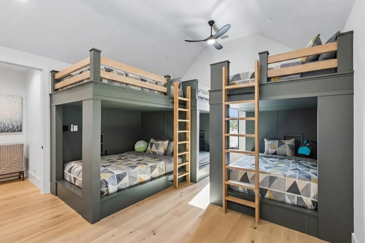 Bunk room