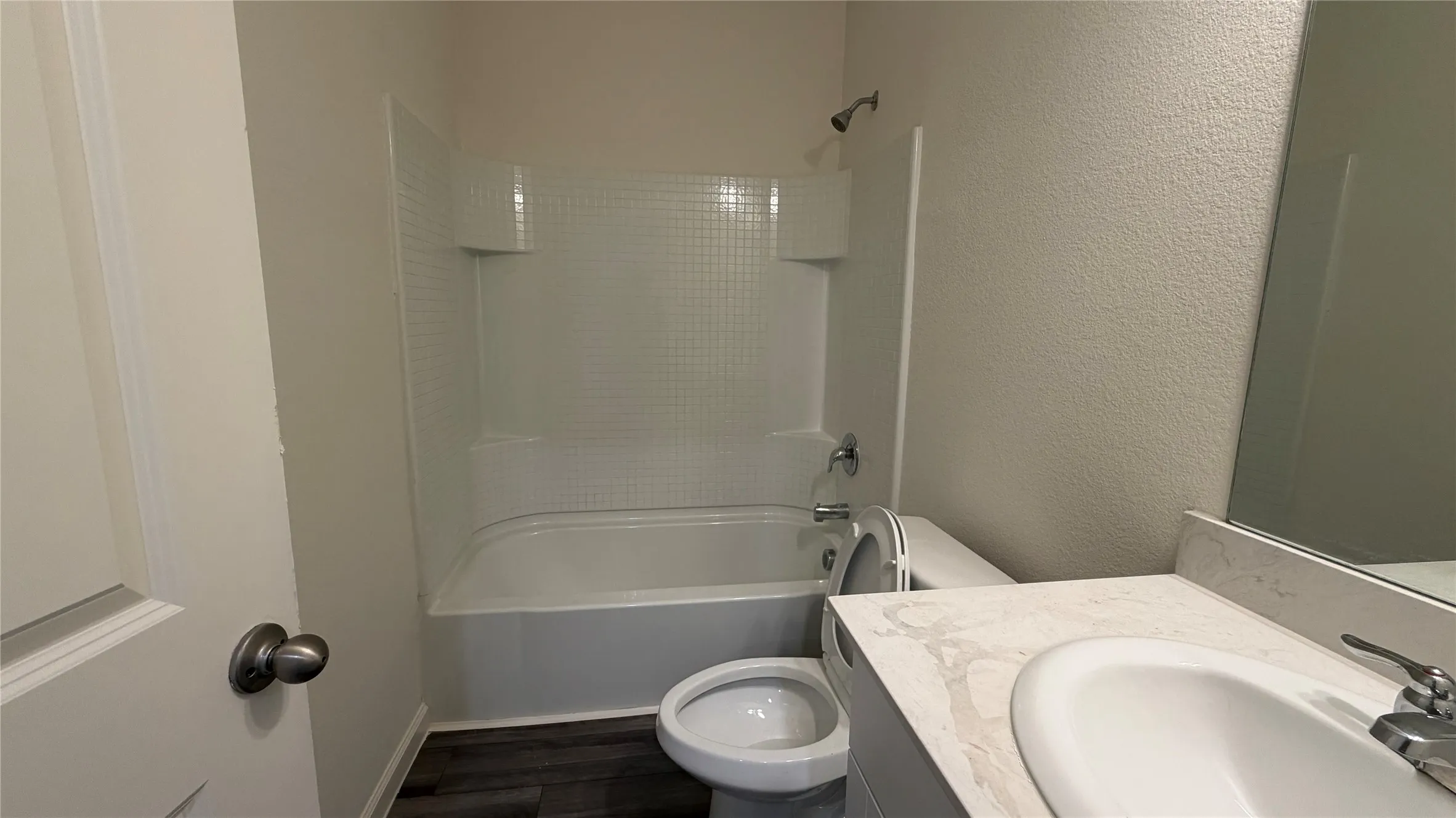 Single Family Residence For Rent in Collin County , 717 Yorkshire Drive, Lavon, Texas 75166, 4 Bedroom, 2 Bathroom, 2 Garage spaces, 1,884 Sqft, built in 2022, mls#21360578, Real Estate Agent in Lavon, Homes For Rent in Collin county, Homes For Rent in Lavon, Realtor in Lavon Texas, Real Estate Brokerage Independent Realty Texas, Luminita Cordes Realtor
