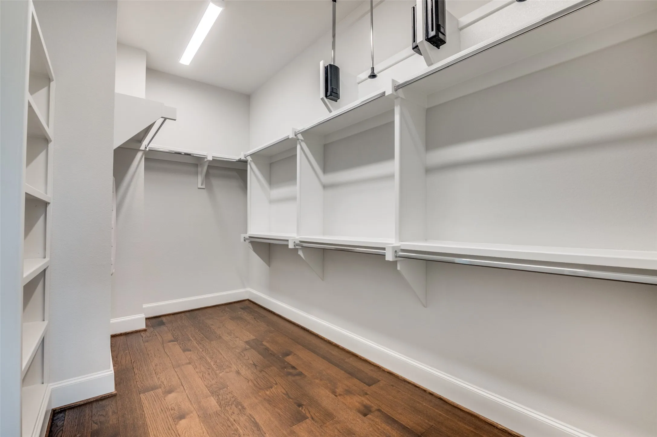 Townhouse For Rent in Dallas County , 2262 Alterbrook Lane, Dallas, Texas 75219, 3 Bedroom, 4 Bathroom, 2 Garage spaces, 2,046 Sqft, built in 2018, mls#21341010, Real Estate Agent in Dallas, Homes For Rent in Dallas county, Homes For Rent in Dallas, Realtor in Dallas Texas, Real Estate Brokerage Independent Realty Texas, Luminita Cordes Realtor