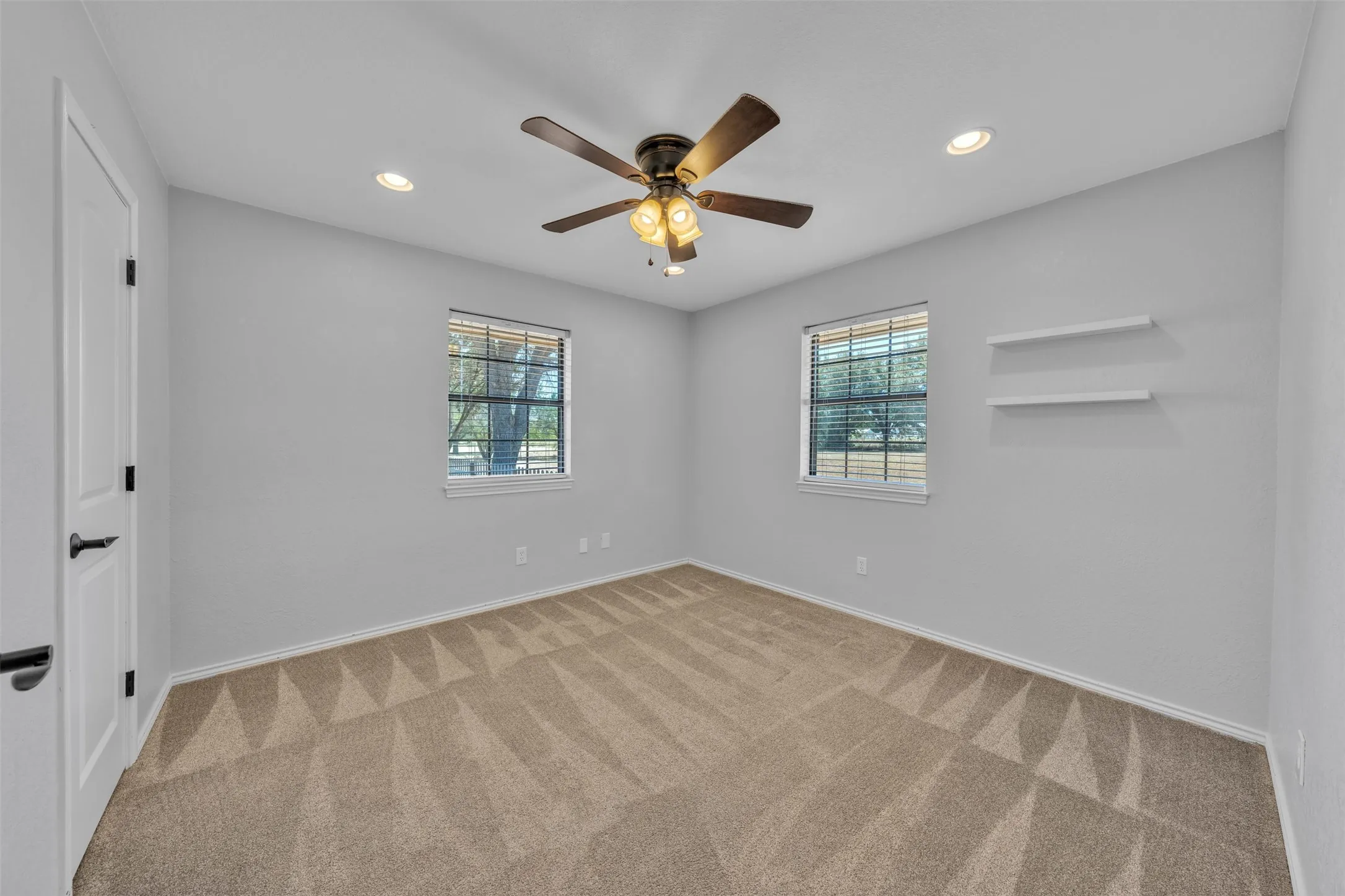 Single Family Residence For Sale in Palo Pinto County , 805 S Swanson Road, Mineral Wells, Texas 76067, 3 Bedroom, 2 Bathroom, 2 Garage spaces, 1,700 Sqft, built in 1984, mls#21358508, Real Estate Agent in Mineral Wells, Homes For Sale in Palo Pinto county, Homes For Sale in Mineral Wells, Realtor in Mineral Wells Texas, Real Estate Brokerage Independent Realty Texas, Luminita Cordes Realtor