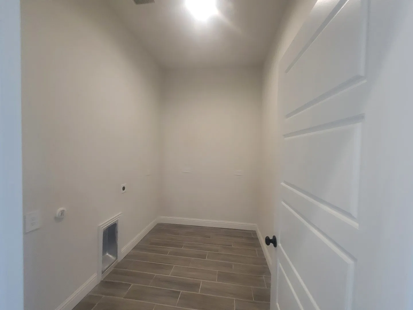 Room for freezer